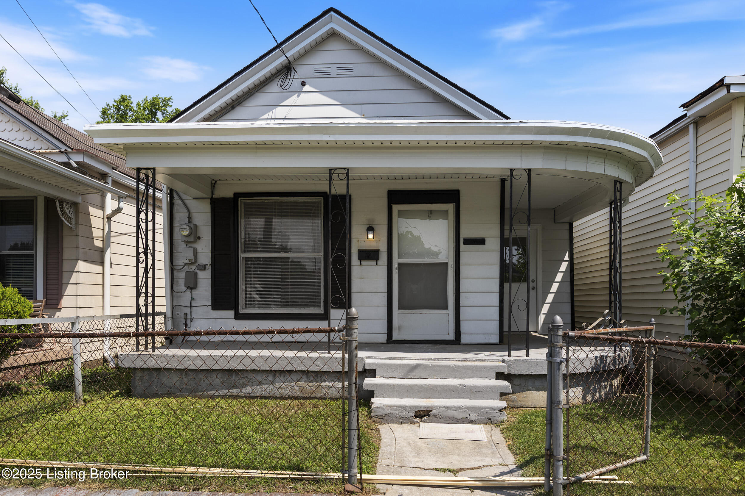 207 Ottawa Ave