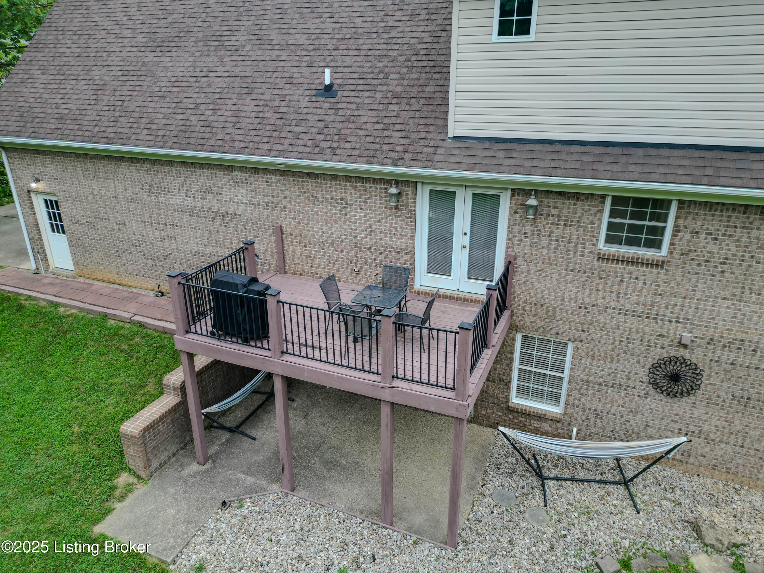 639 Kingswood Dr