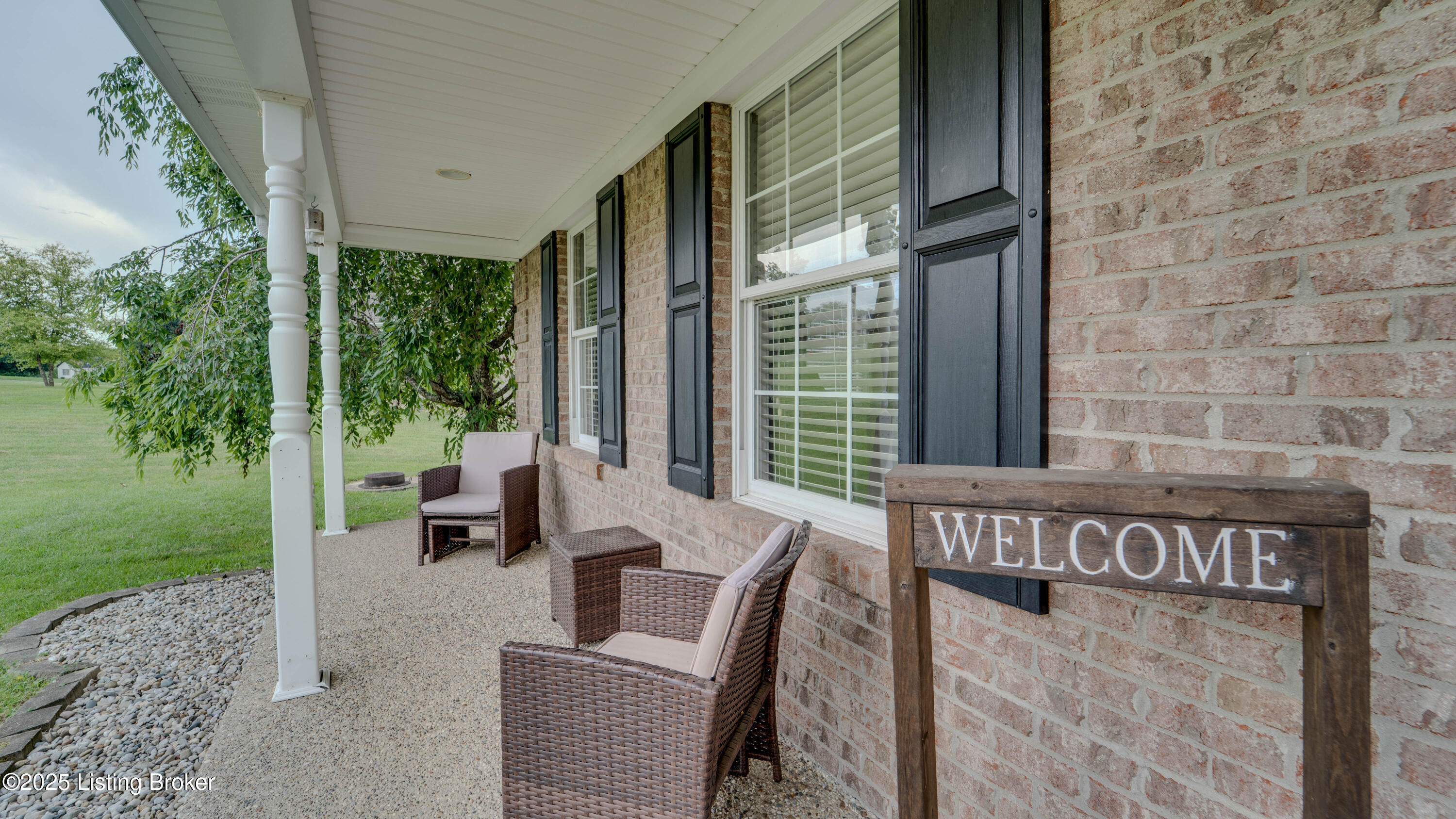 639 Kingswood Dr