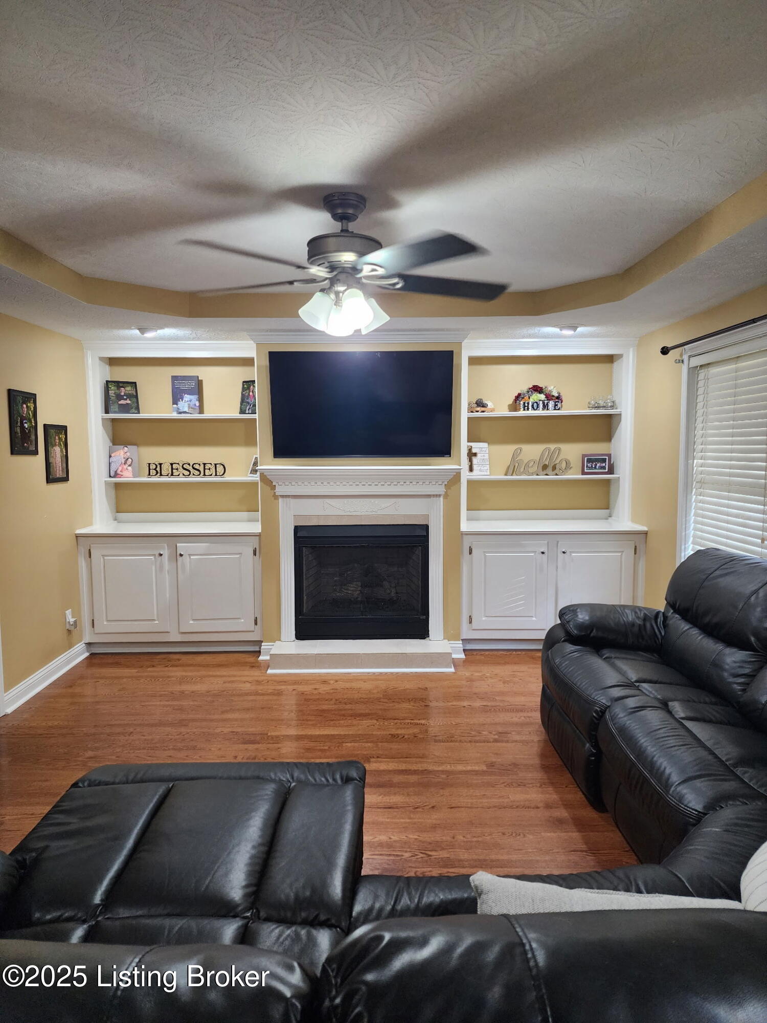 639 Kingswood Dr