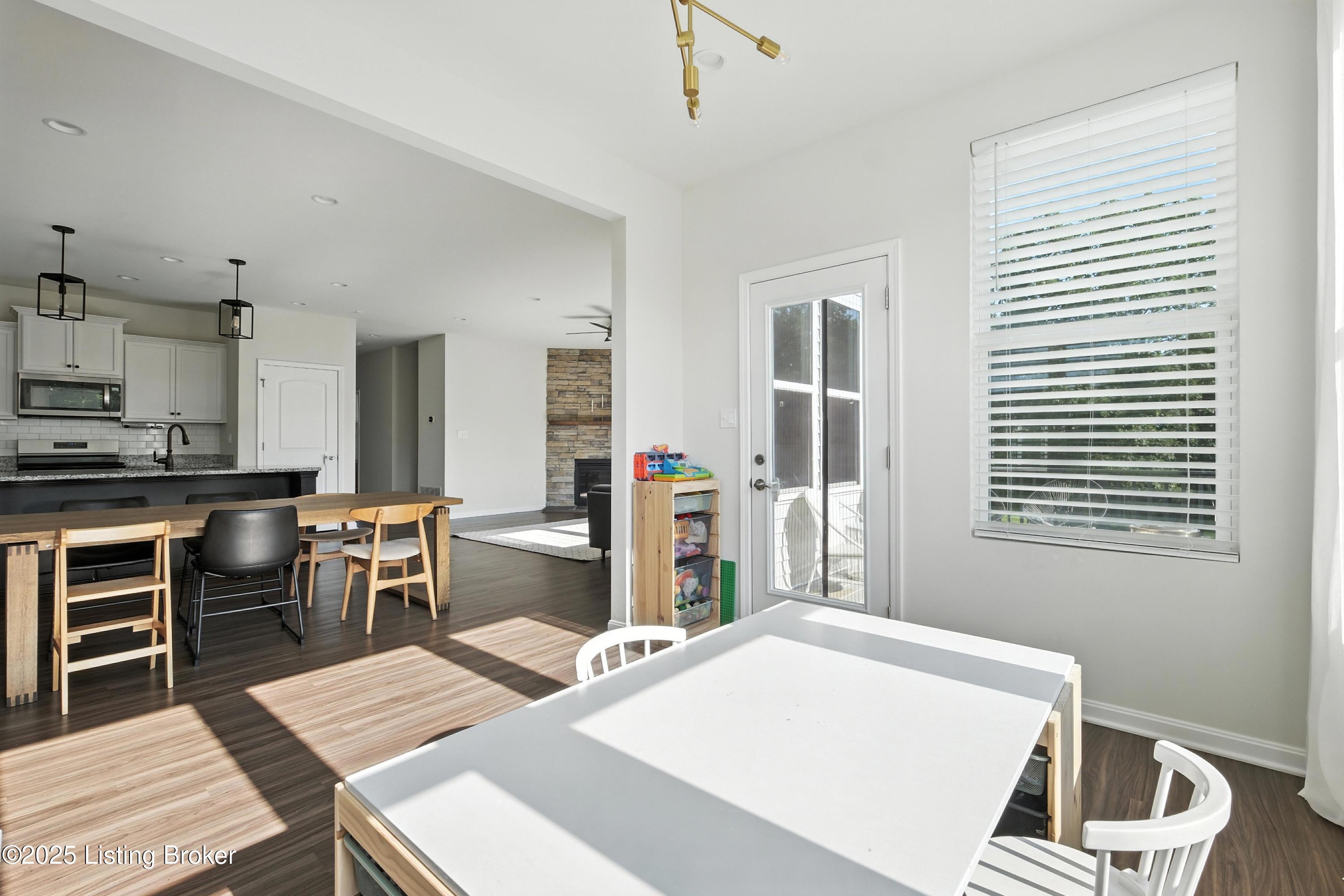 10010 Cedar Park Ct