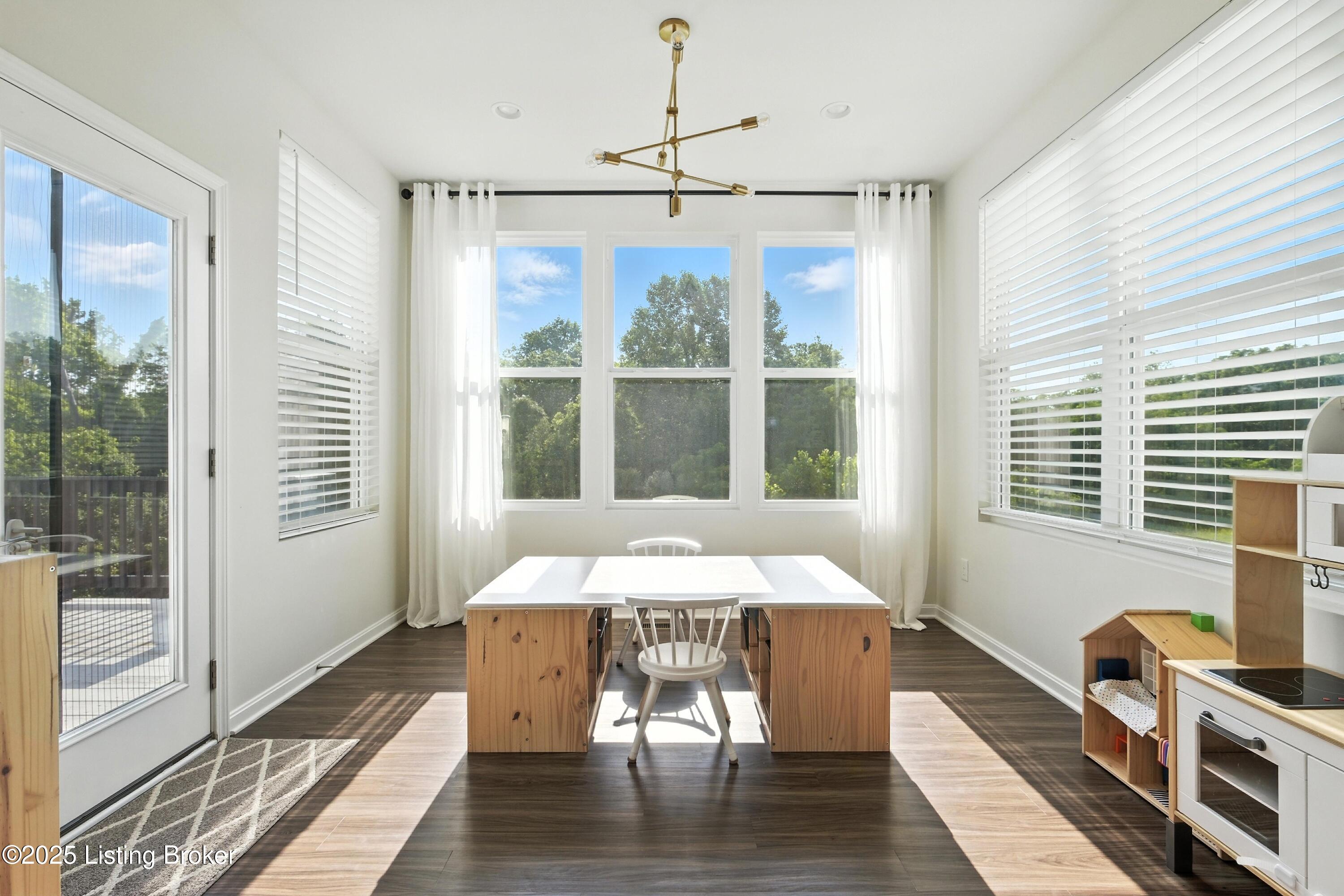 10010 Cedar Park Ct
