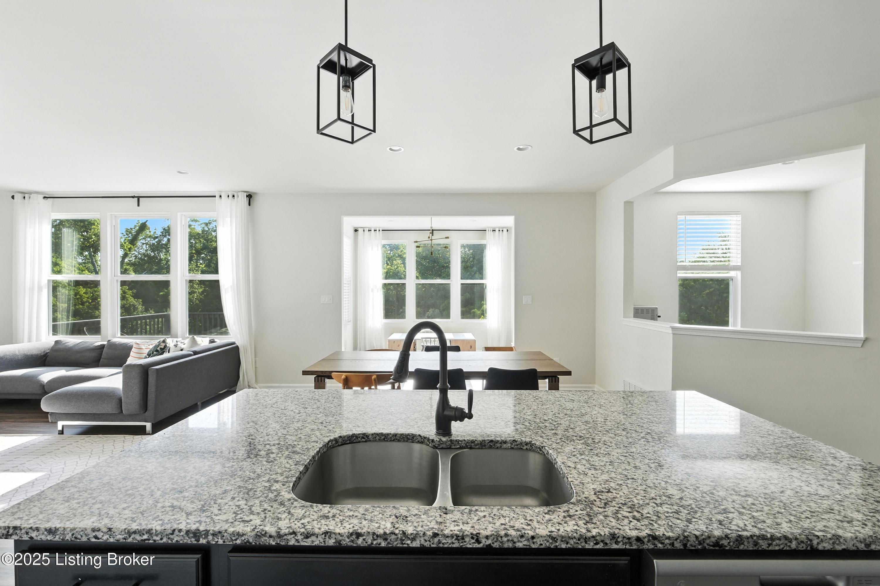 10010 Cedar Park Ct