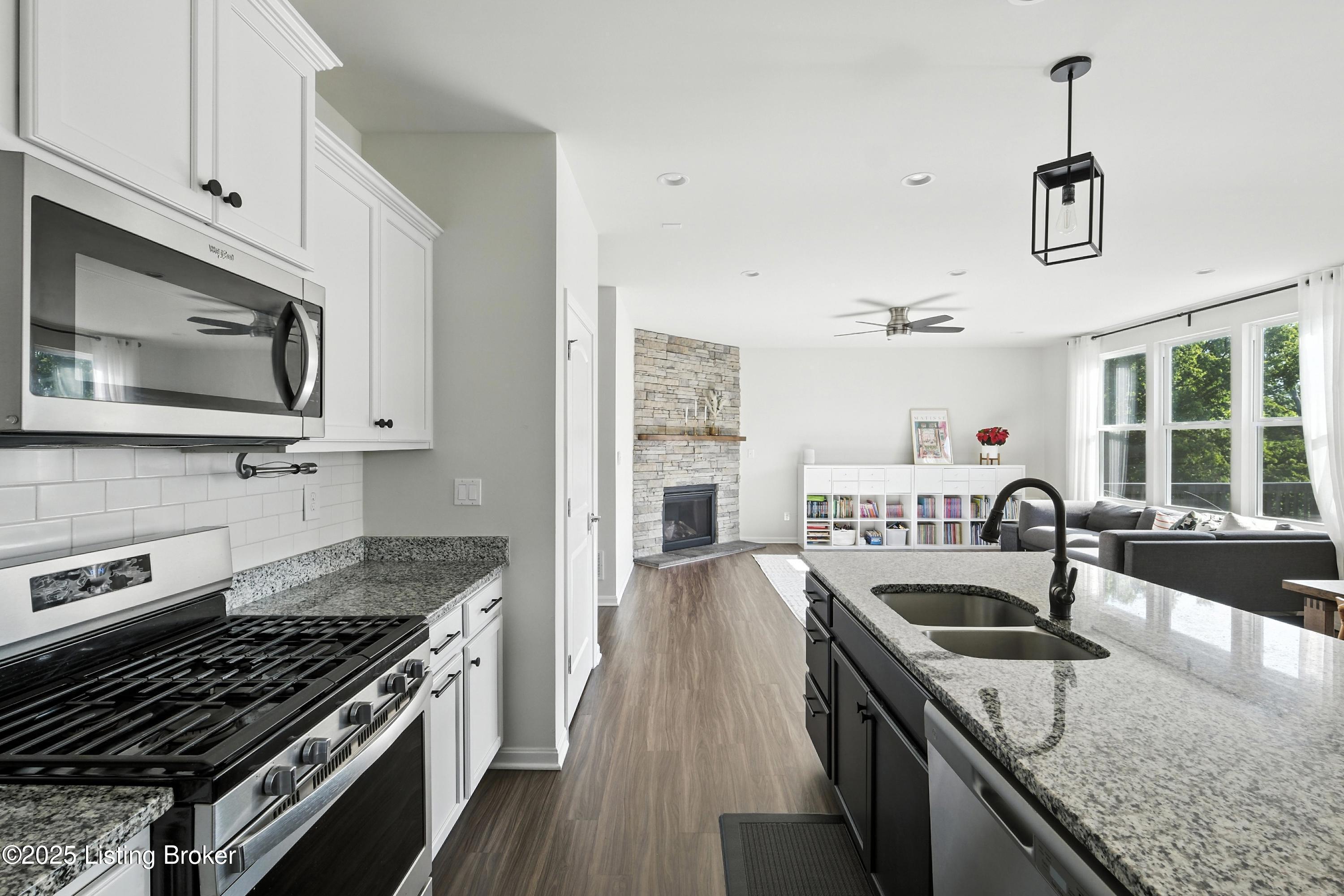 10010 Cedar Park Ct