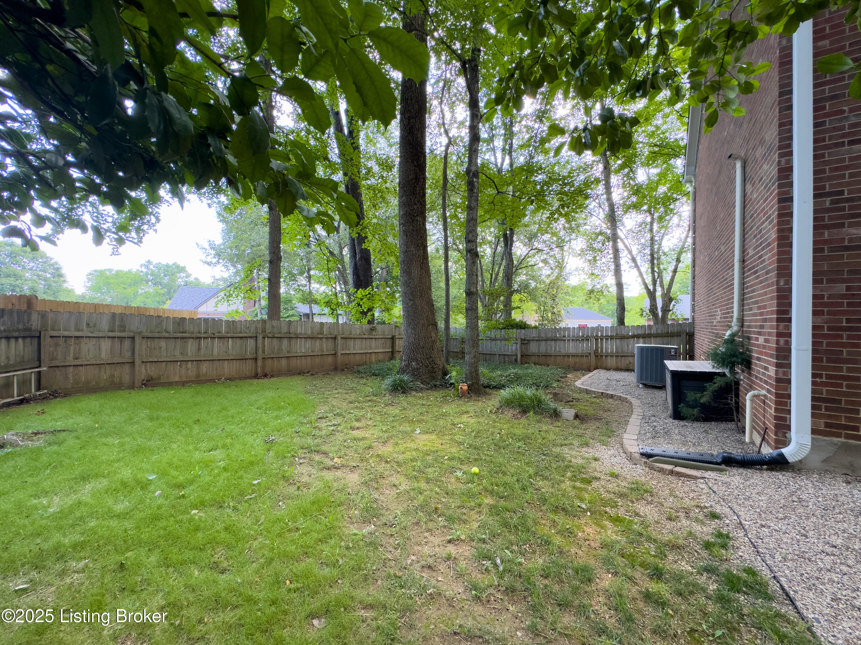 12909 Wooded Forest Rd