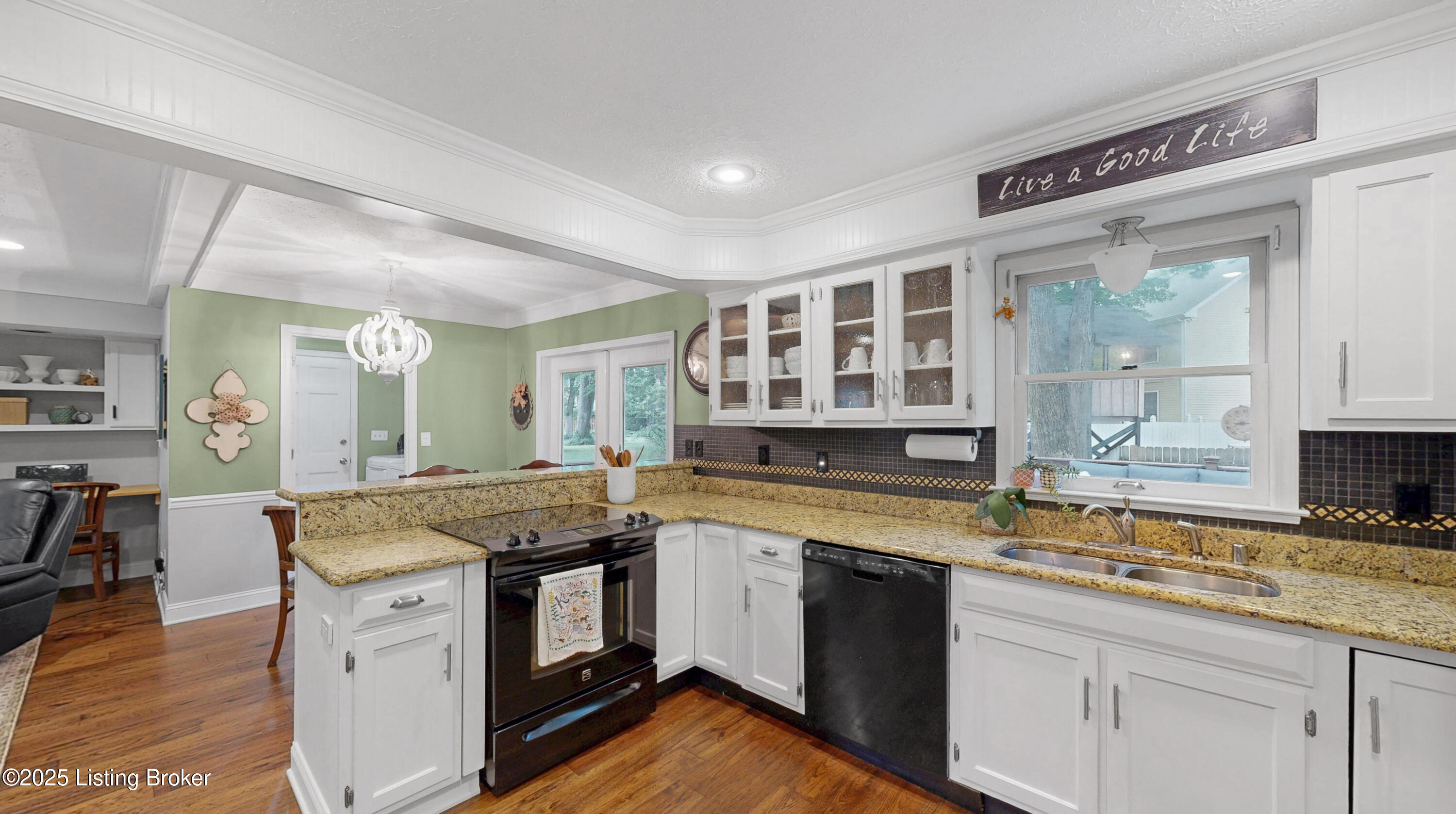 12909 Wooded Forest Rd