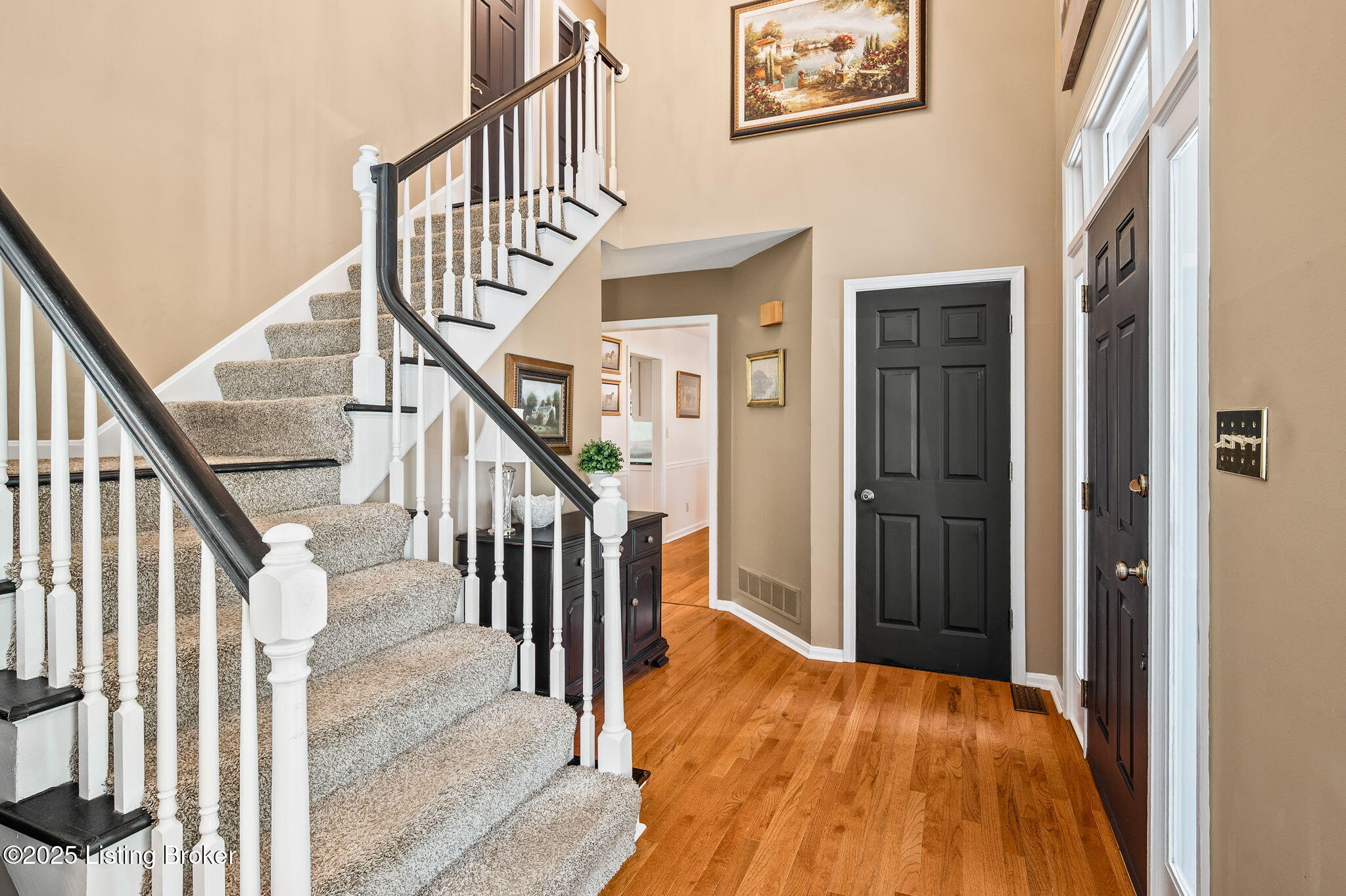 4423 Grand Cir