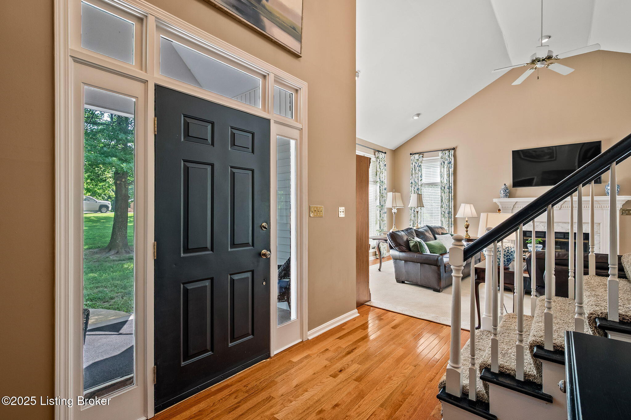 4423 Grand Cir