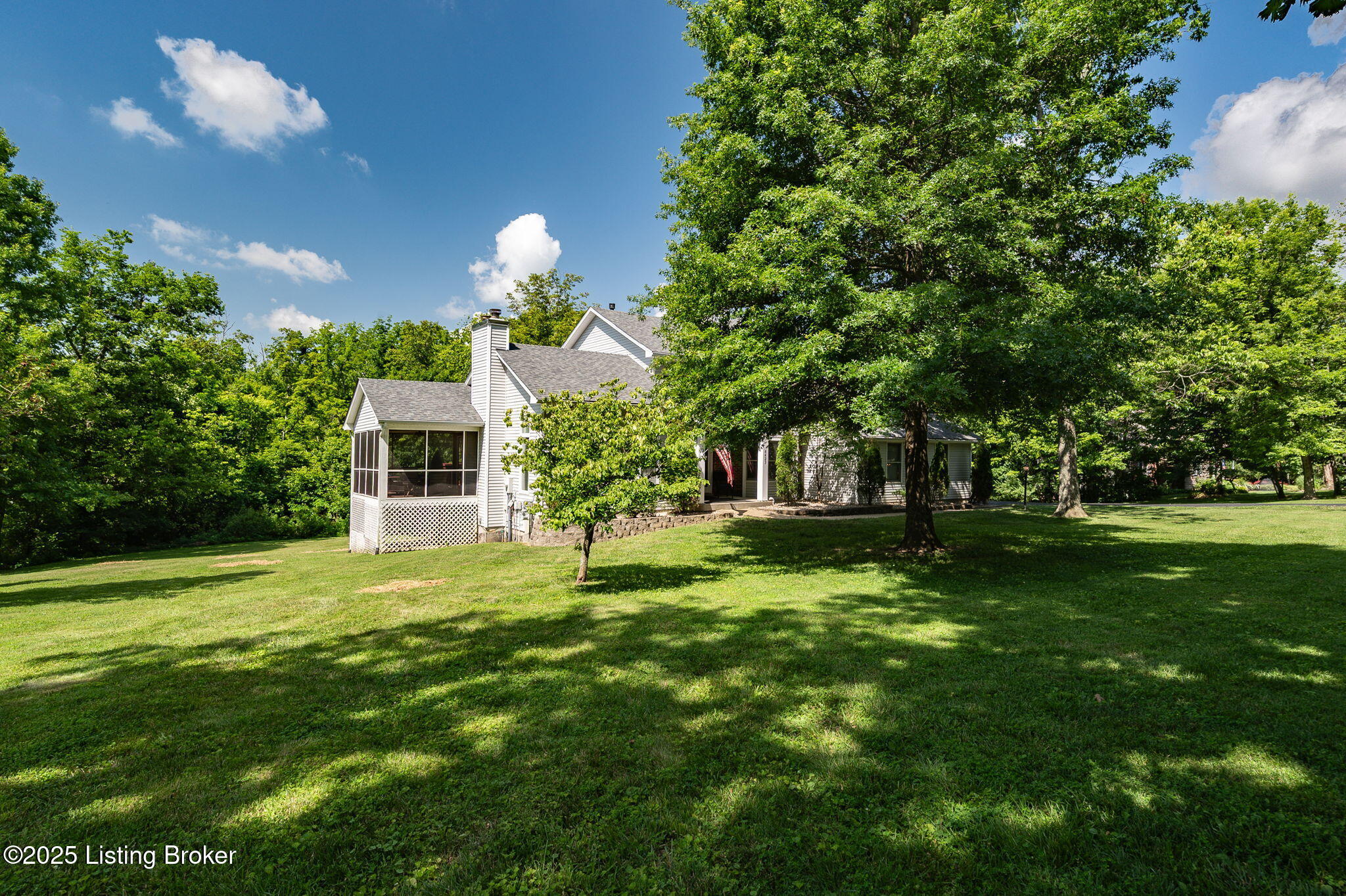 4423 Grand Cir