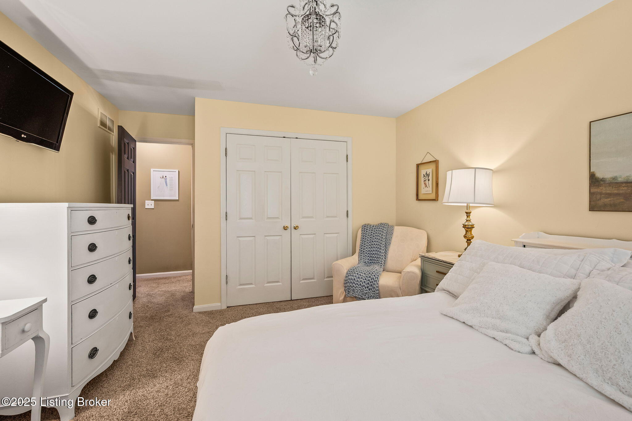 4423 Grand Cir