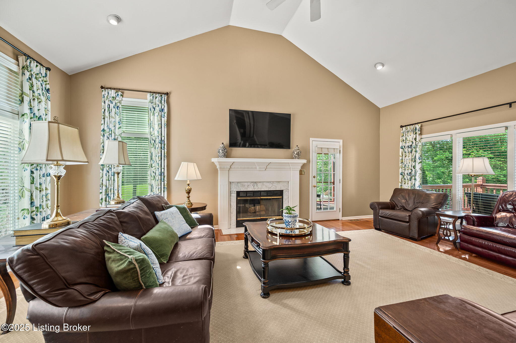 4423 Grand Cir