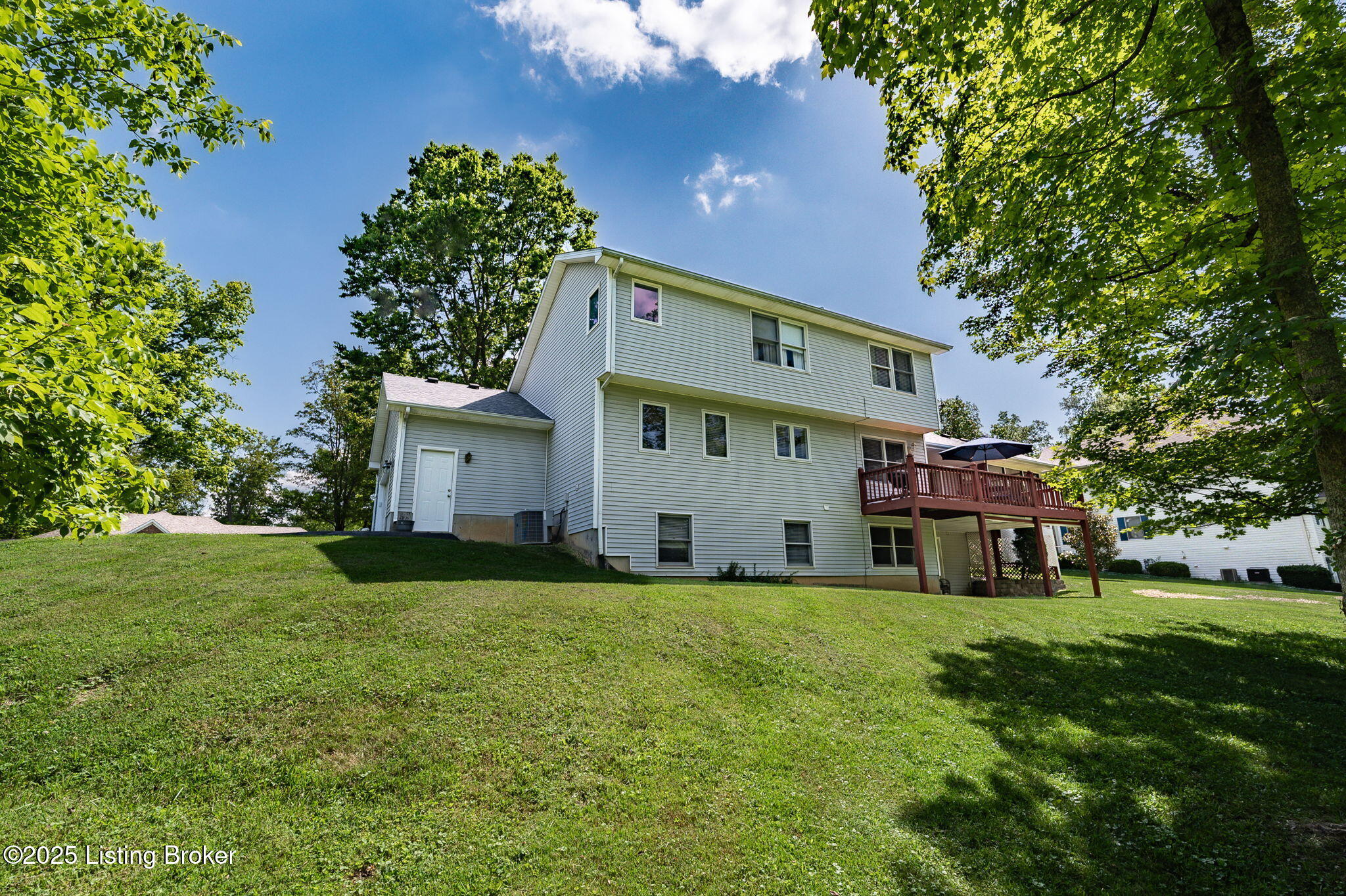 4423 Grand Cir