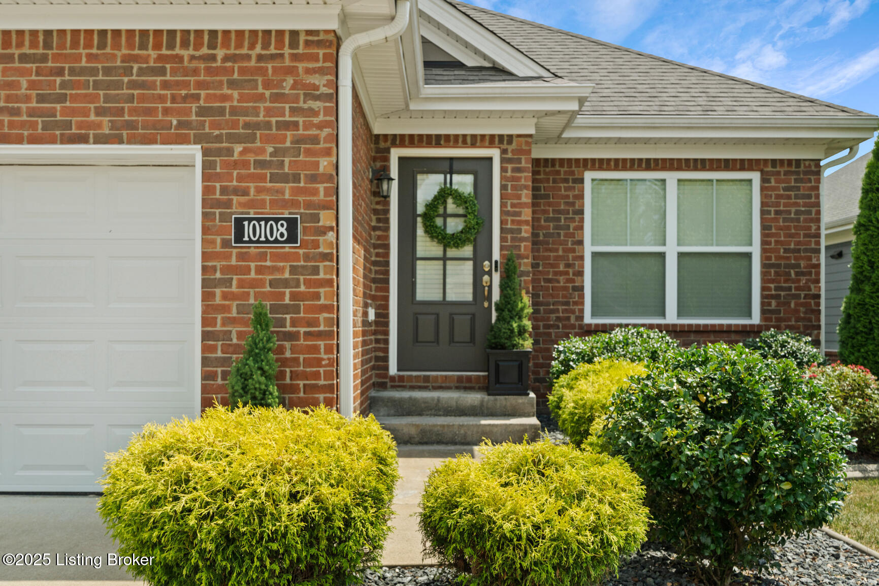 10108 Cedar Garden Dr