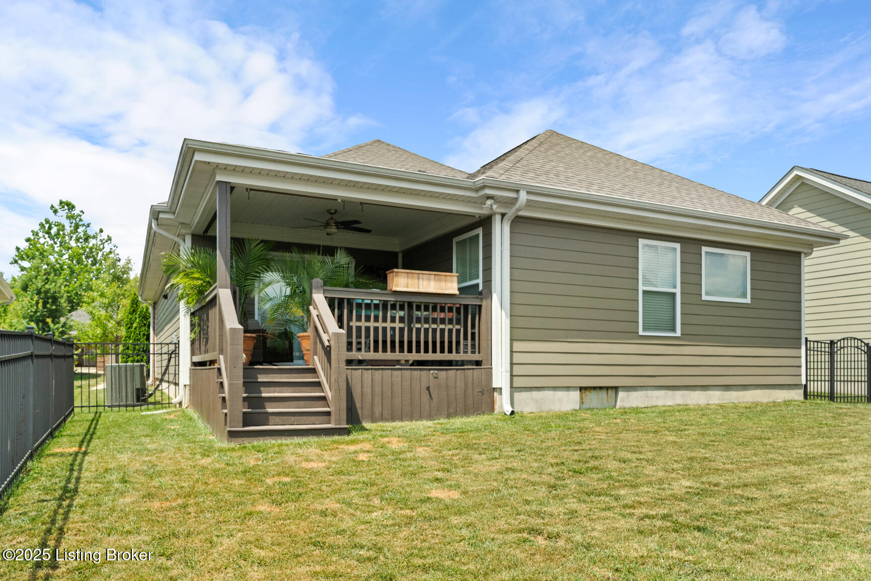 10108 Cedar Garden Dr