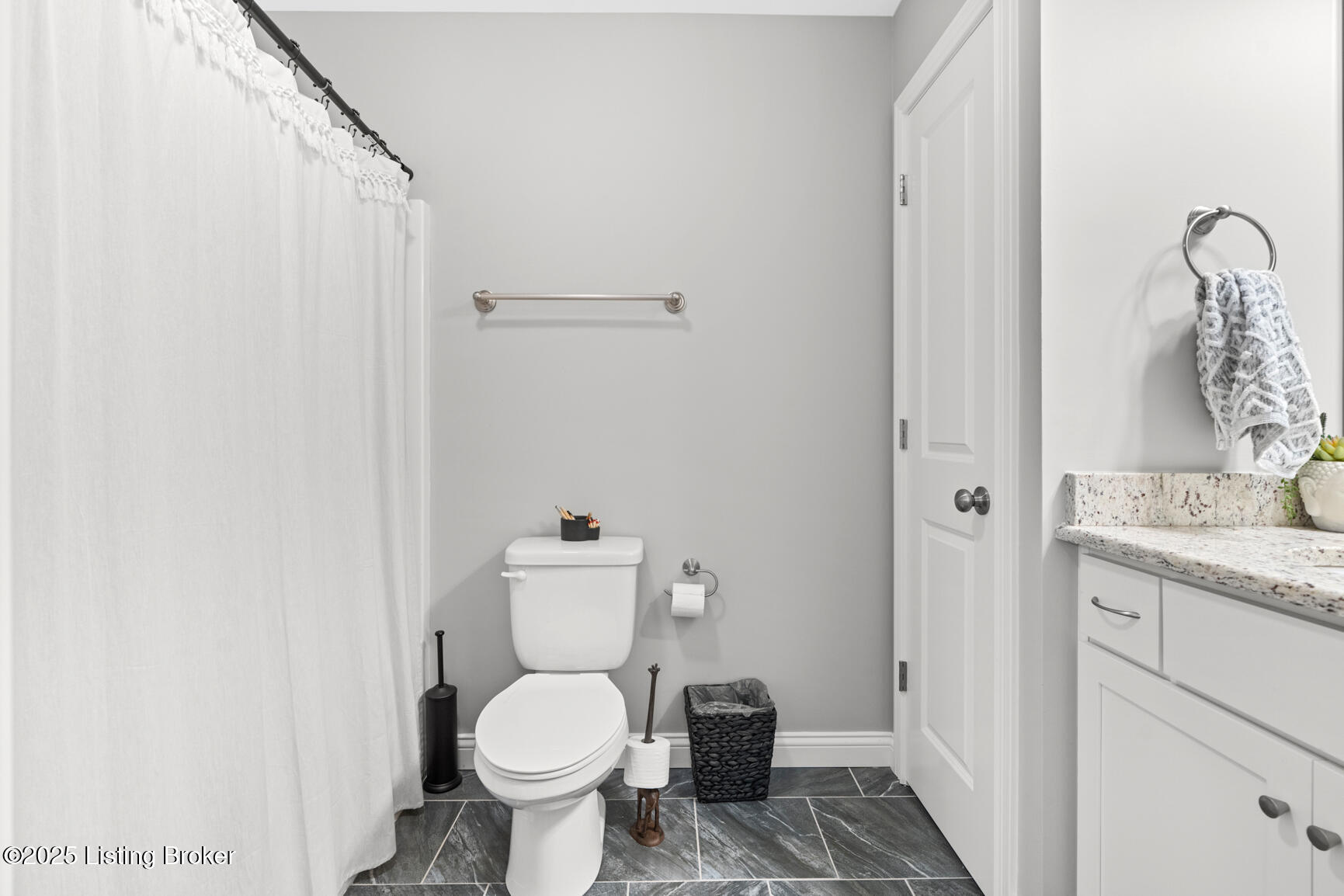 10108 Cedar Garden Dr