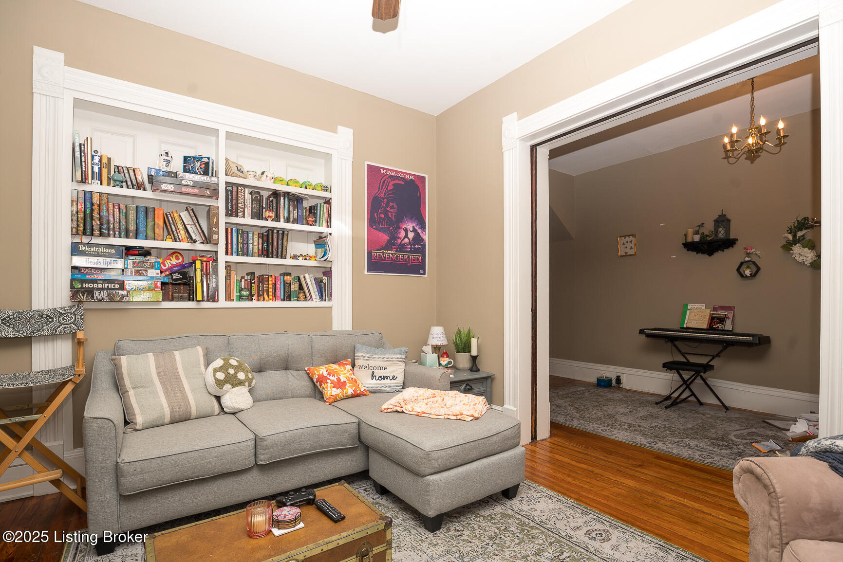 2120 Grinstead Dr
