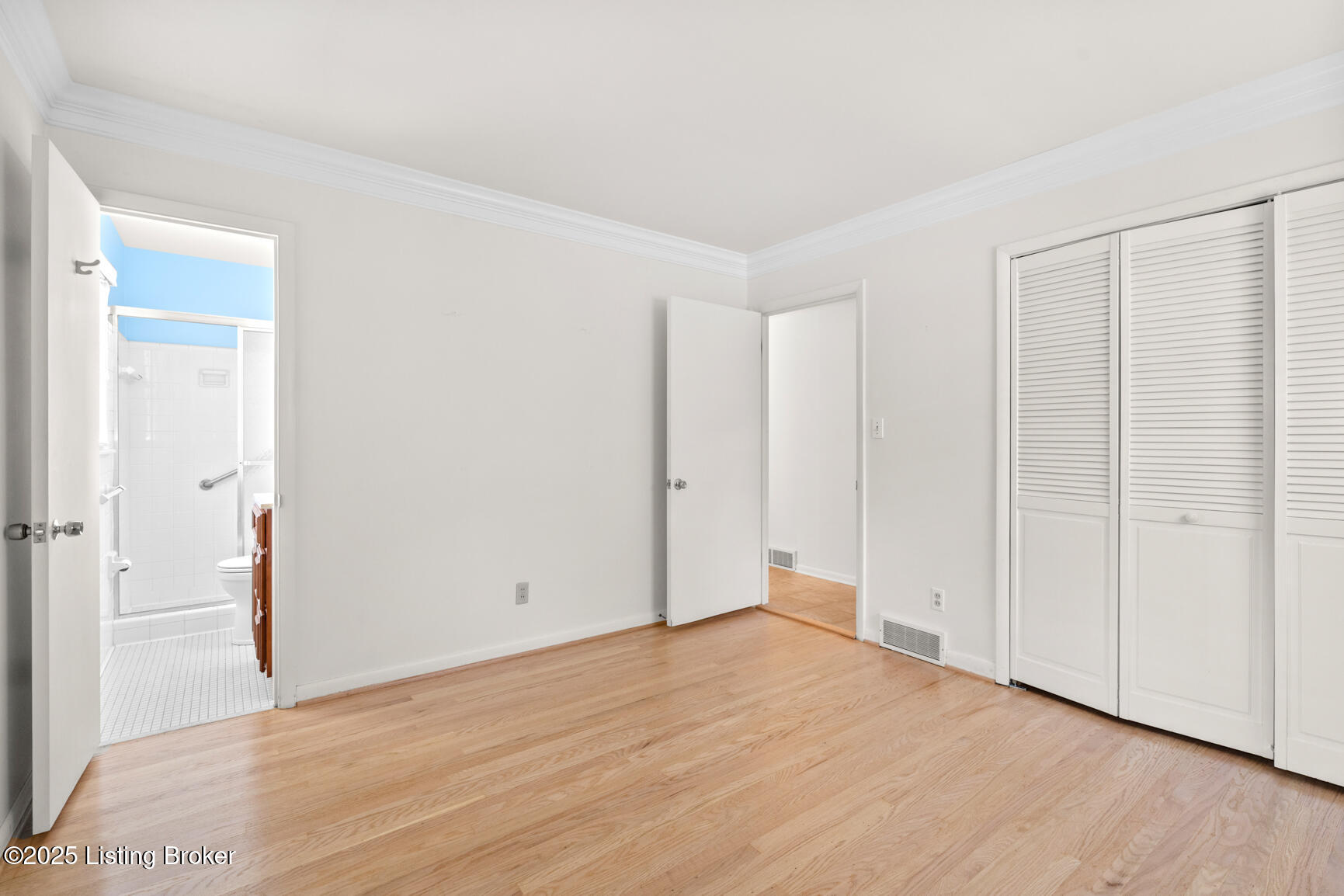 4011 White Plains Ct