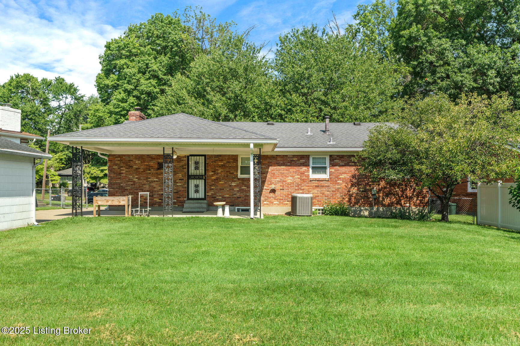 4011 White Plains Ct