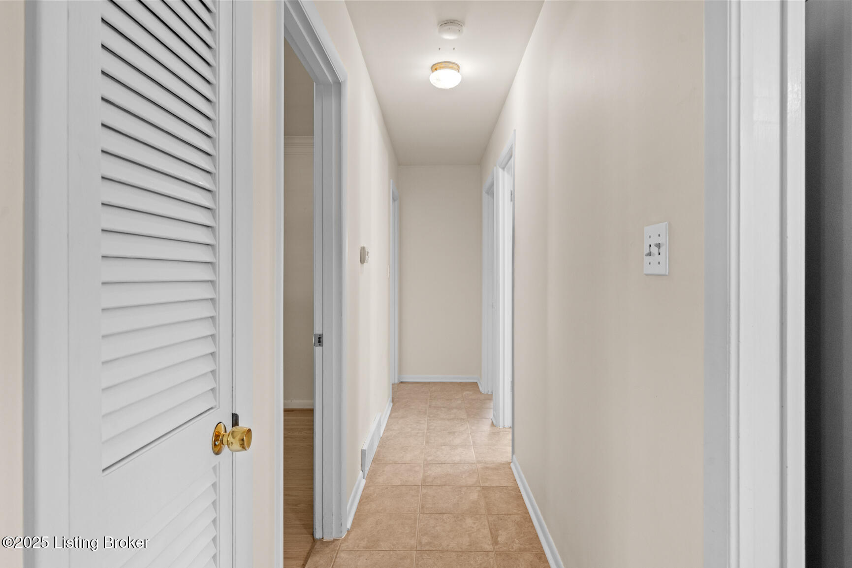4011 White Plains Ct