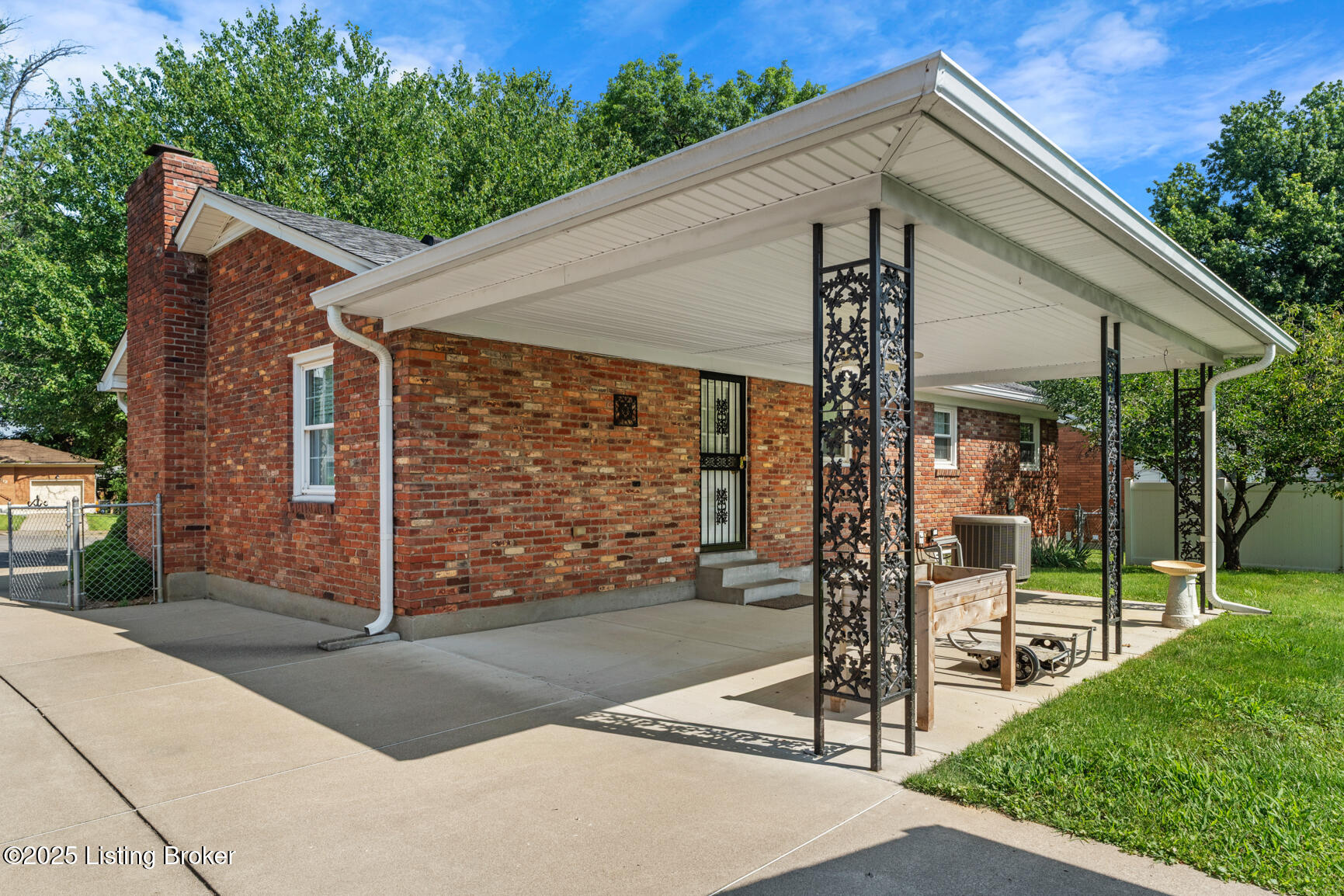 4011 White Plains Ct