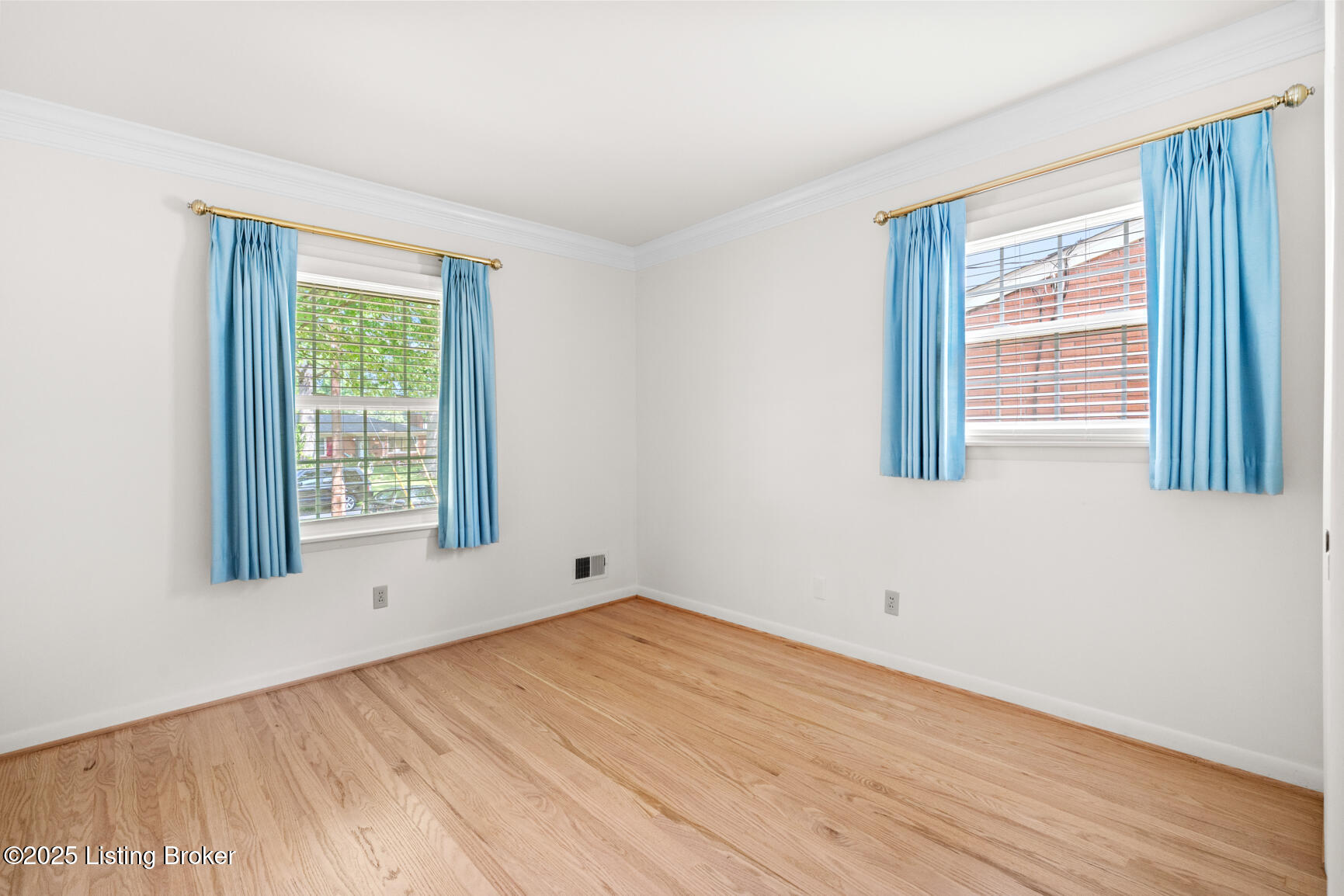 4011 White Plains Ct