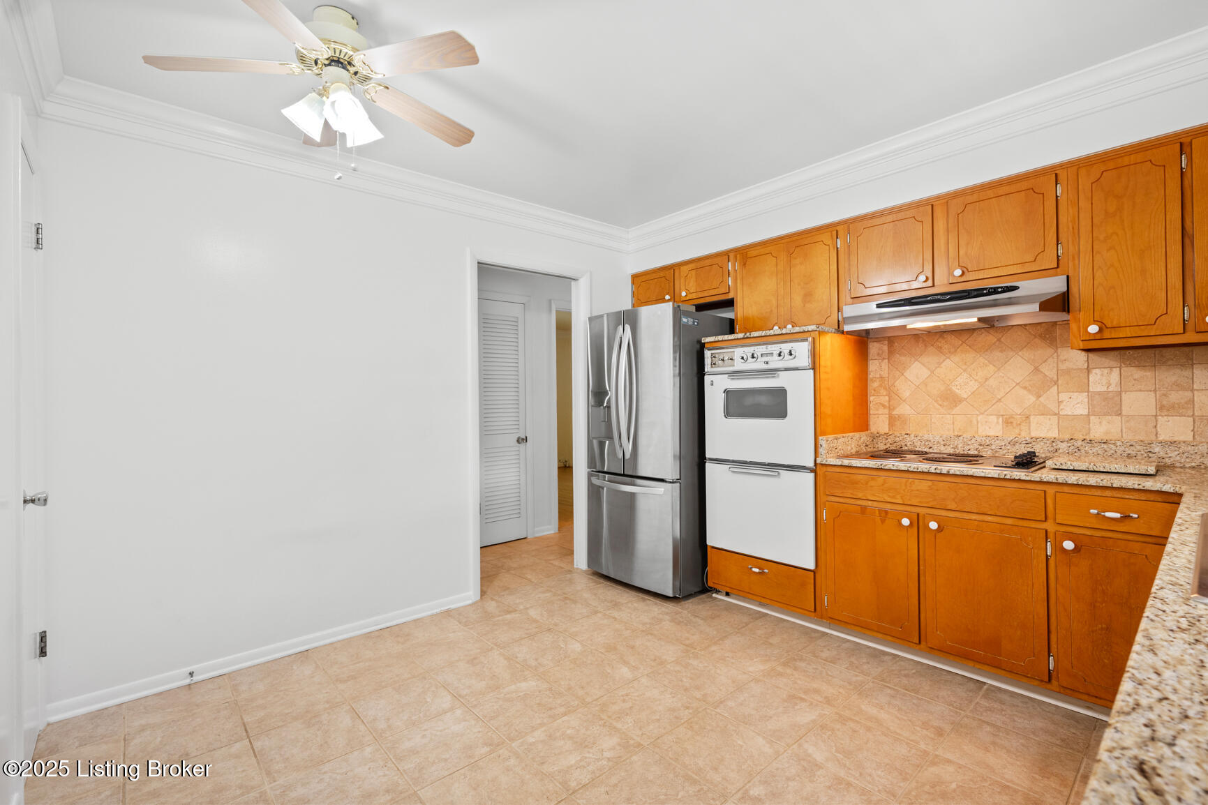 4011 White Plains Ct