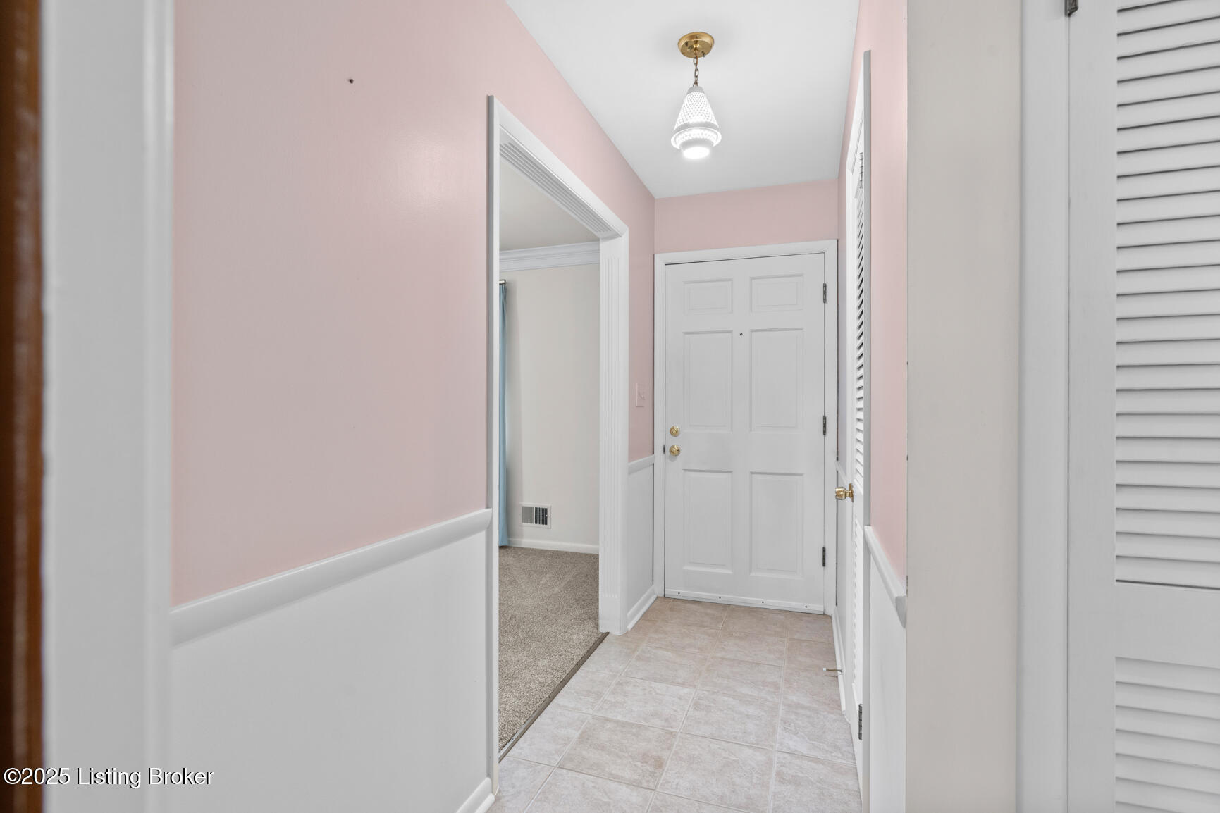 4011 White Plains Ct