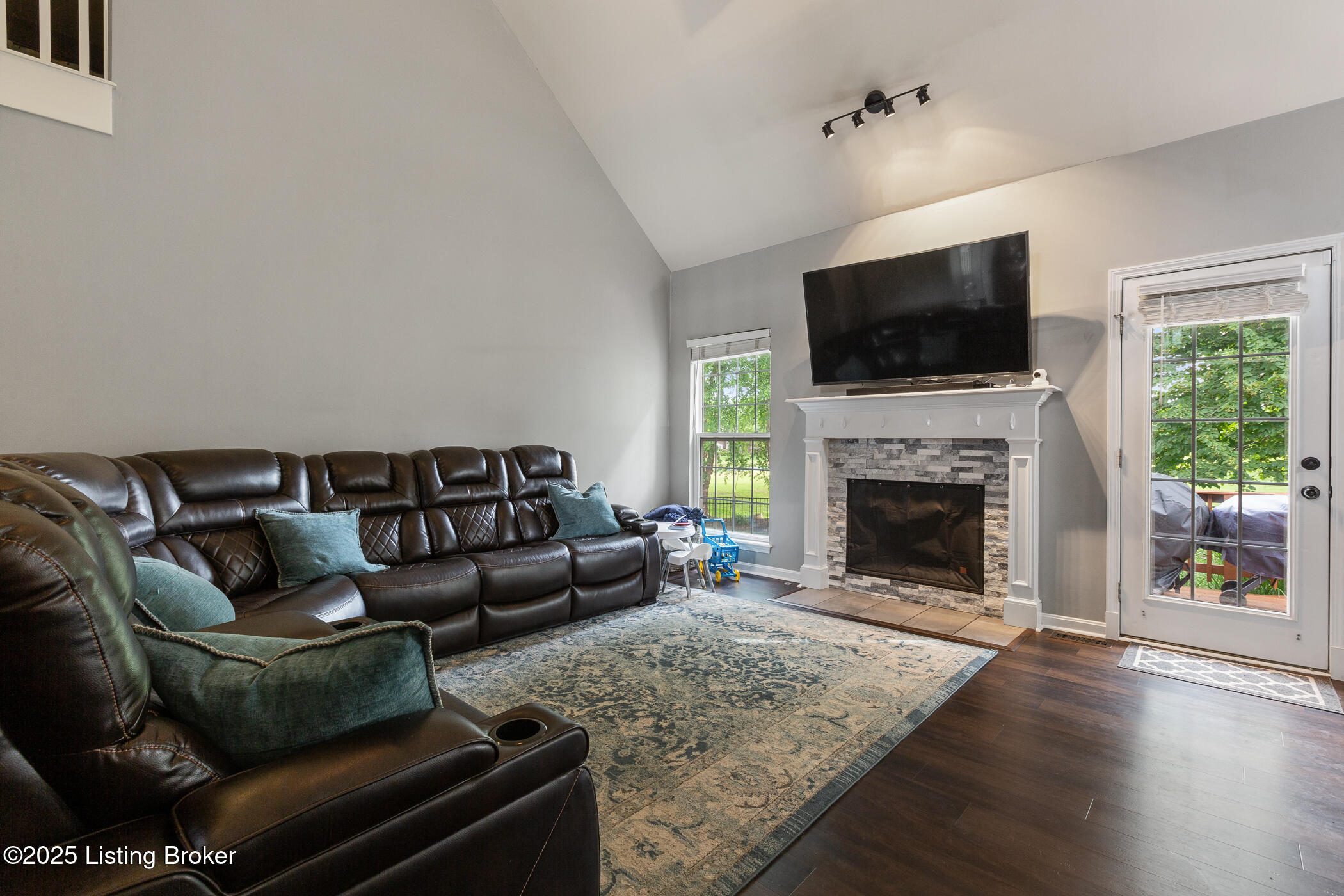 3506 Coventry Tee Ct