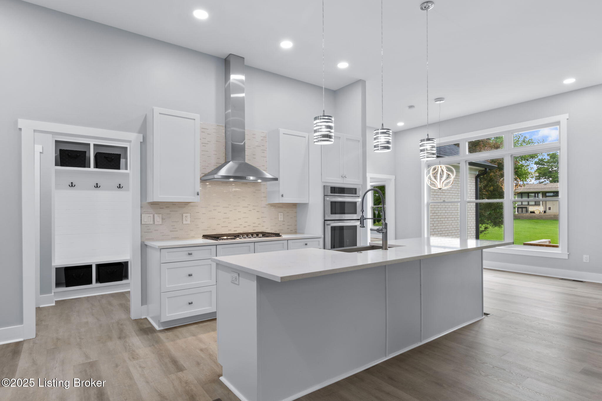 7103 Star Barn Ln