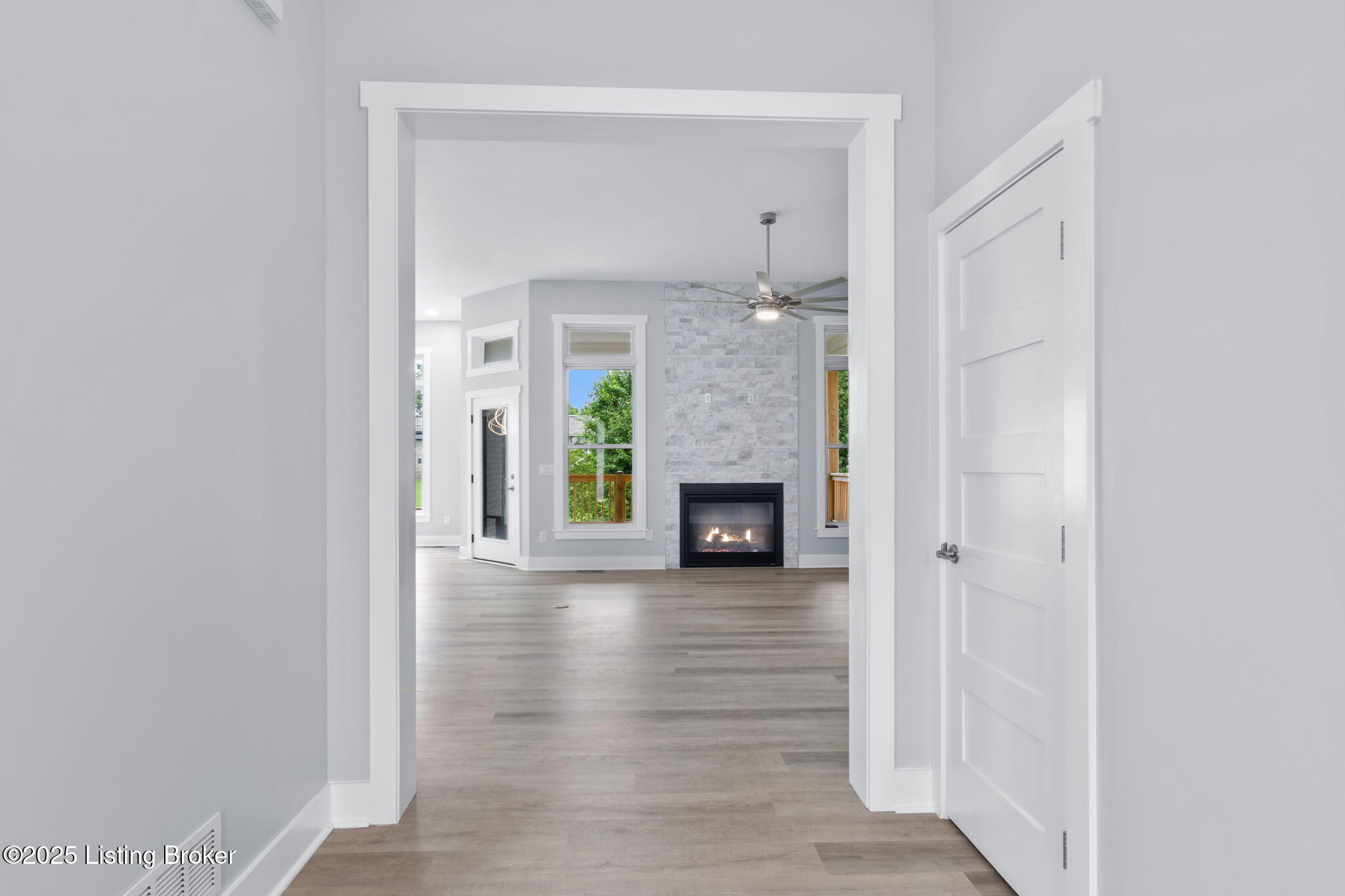 7103 Star Barn Ln