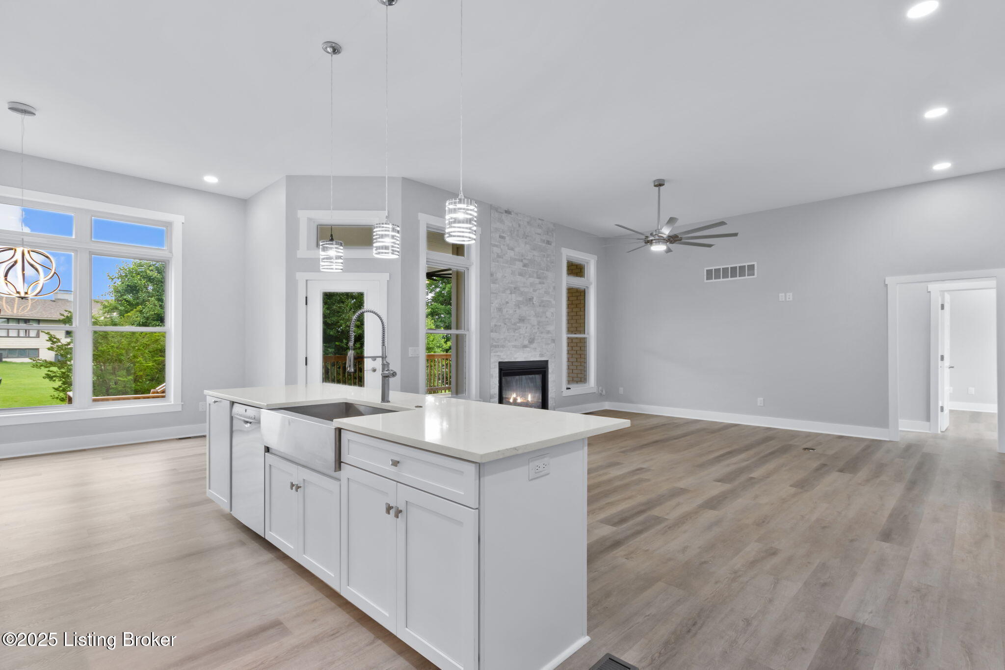 7103 Star Barn Ln