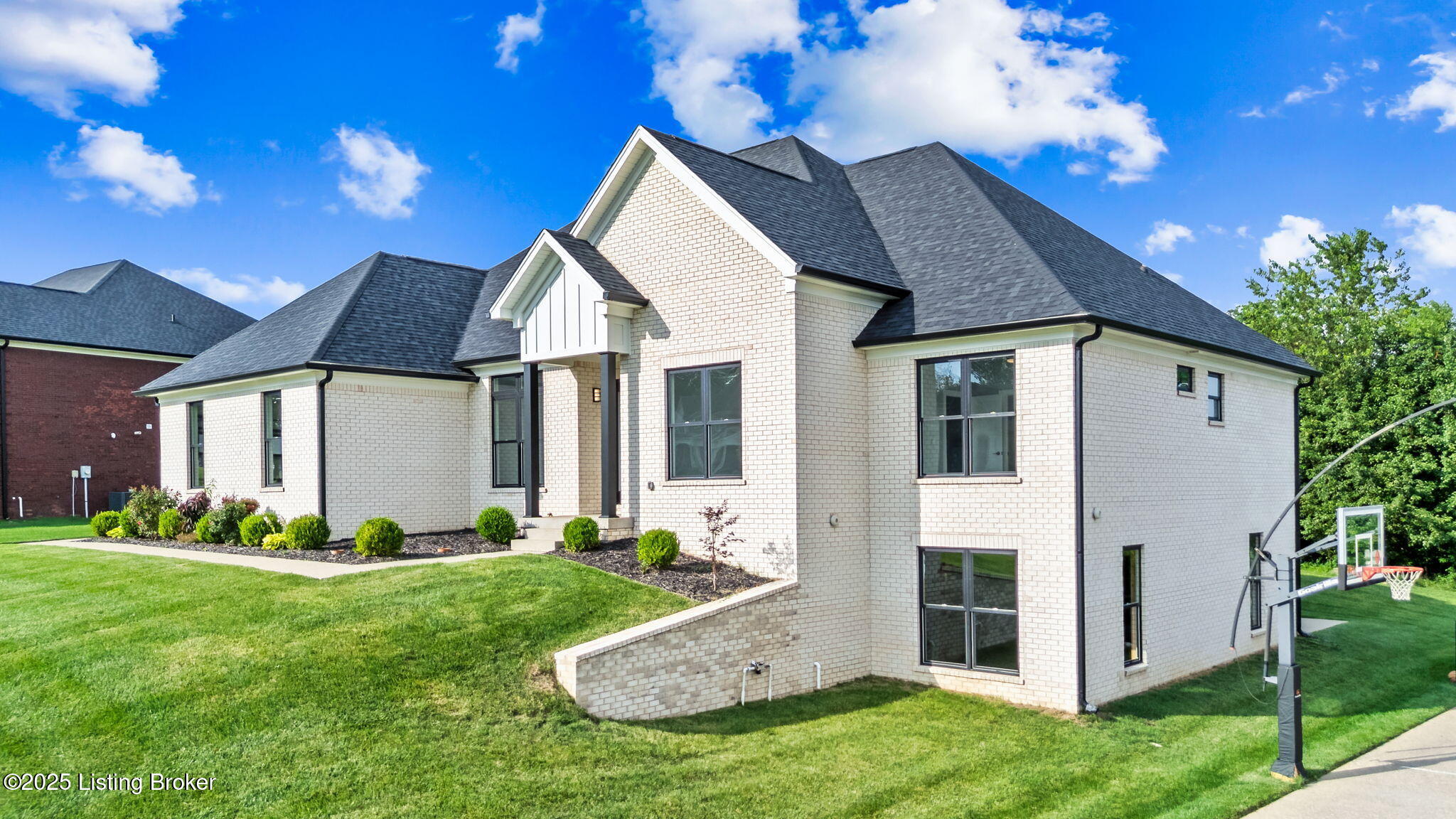 7103 Star Barn Ln