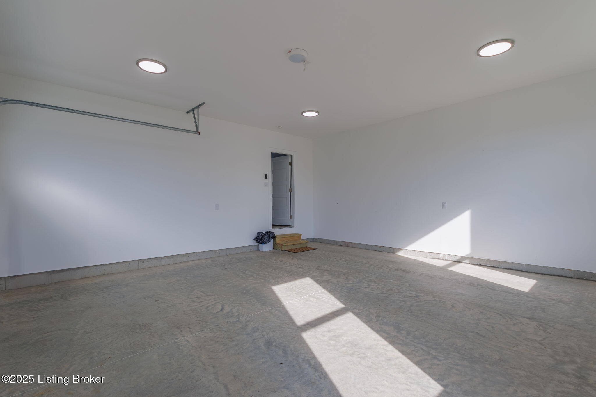 7103 Star Barn Ln