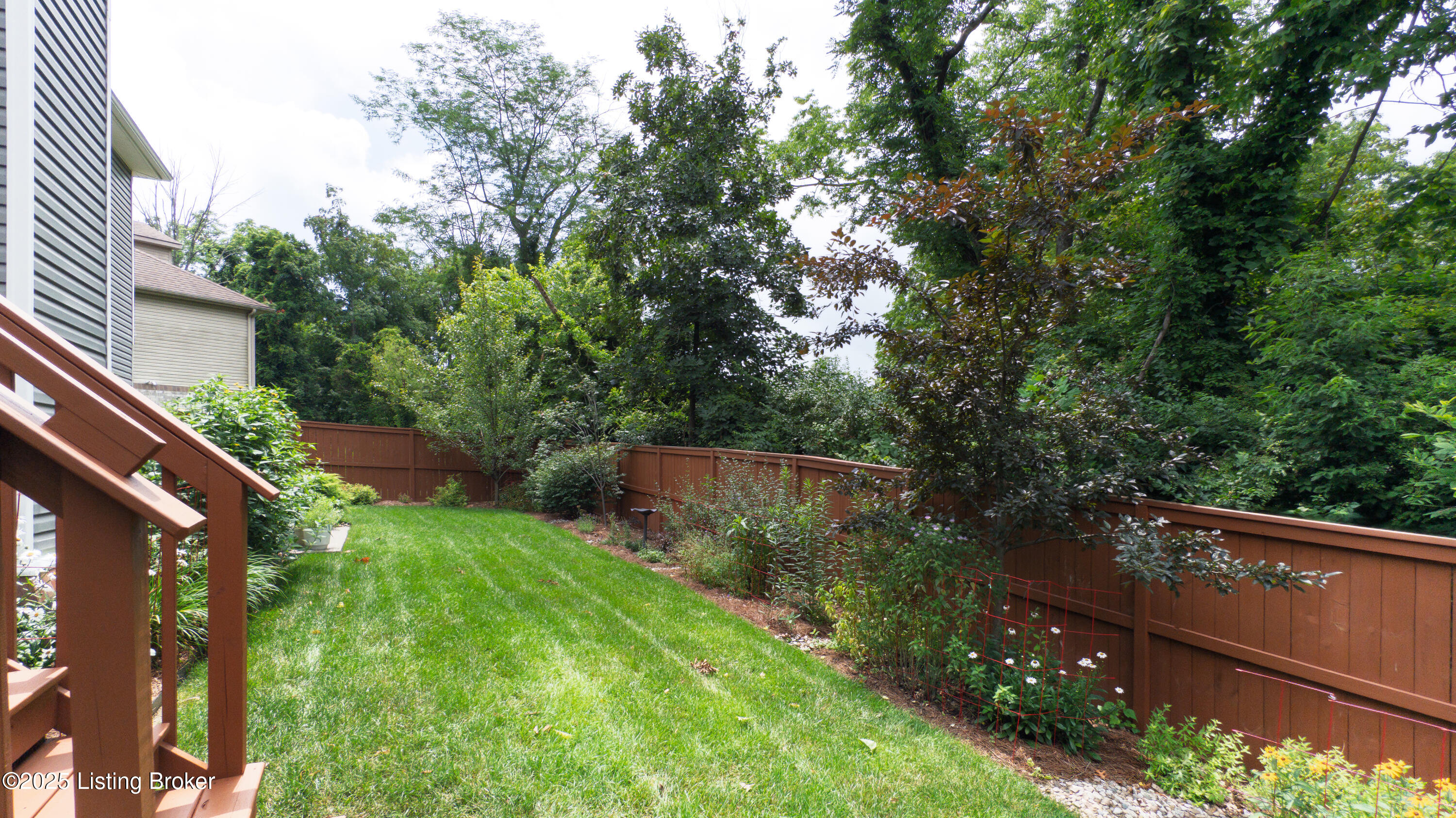 734 Dehart Ln