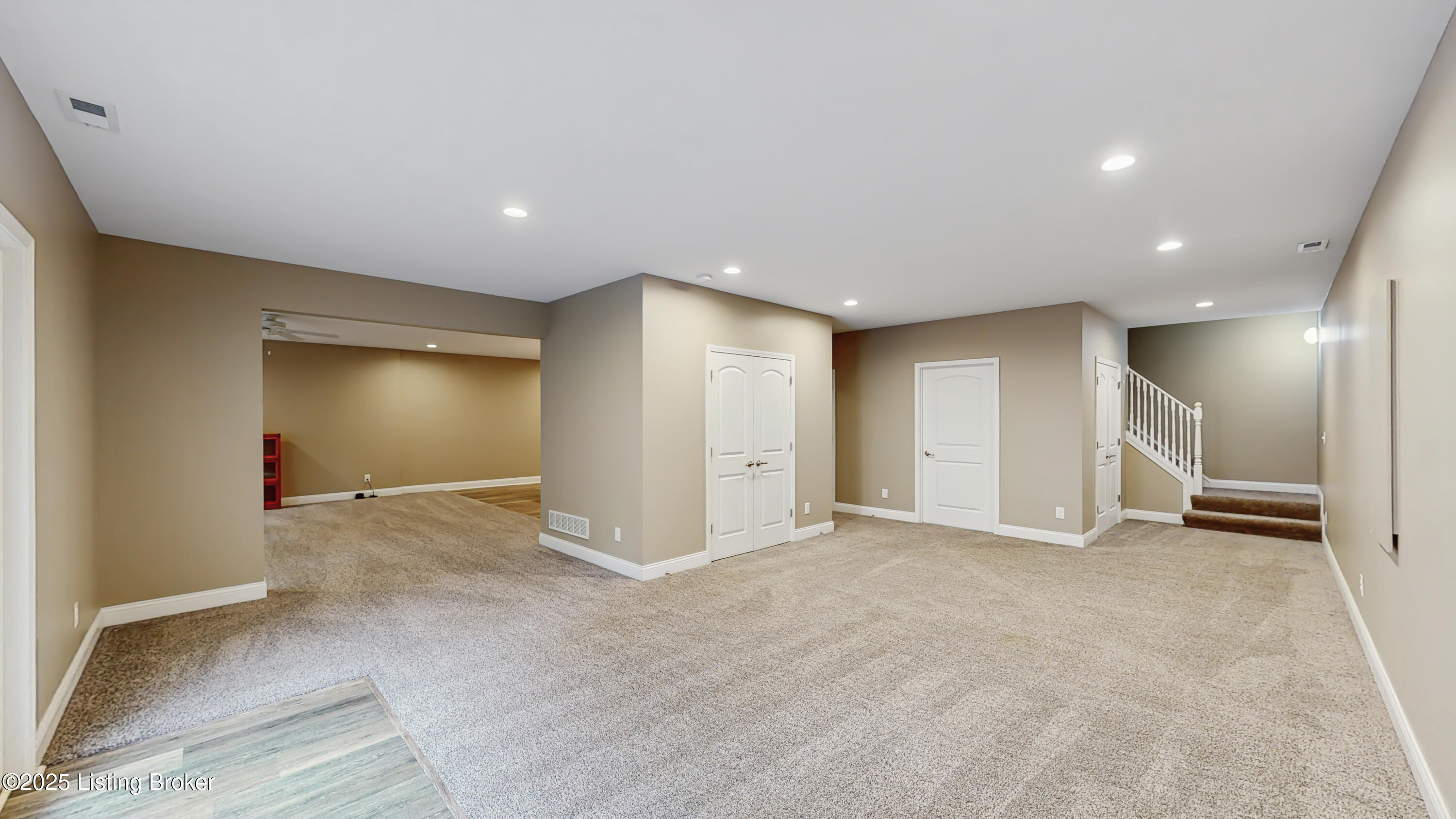 734 Dehart Ln