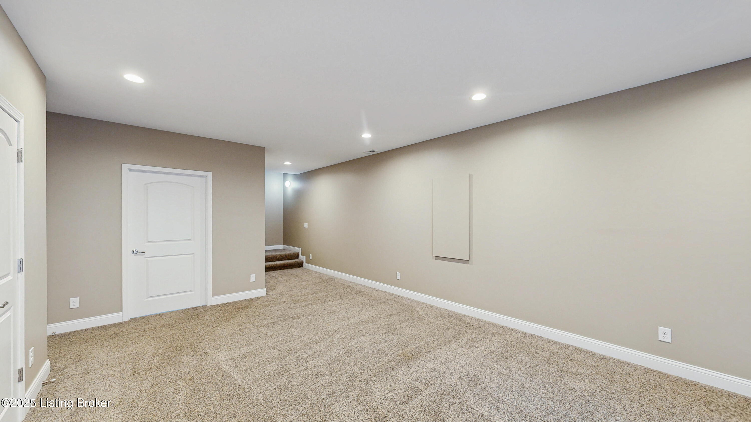 734 Dehart Ln