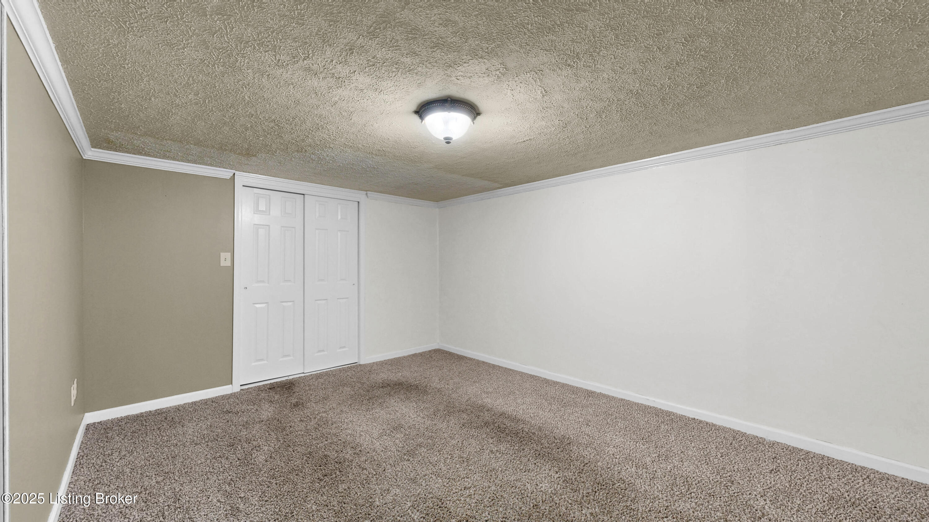 7307 Feyhurst Dr