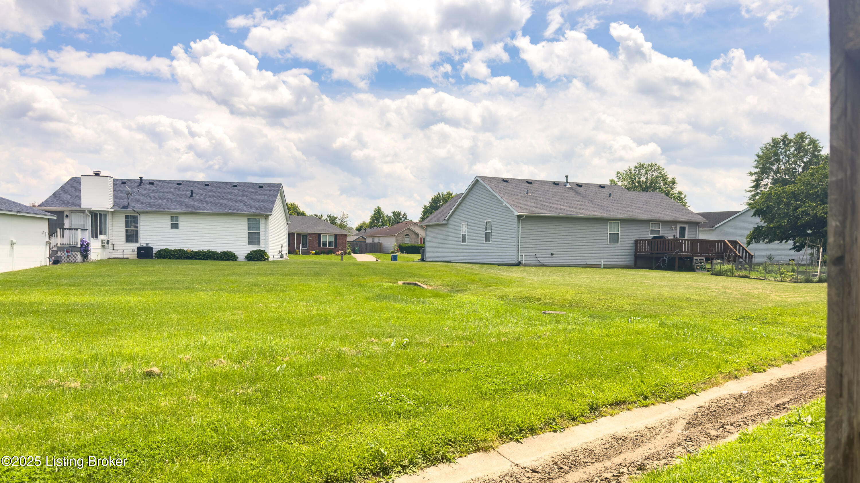 7307 Feyhurst Dr