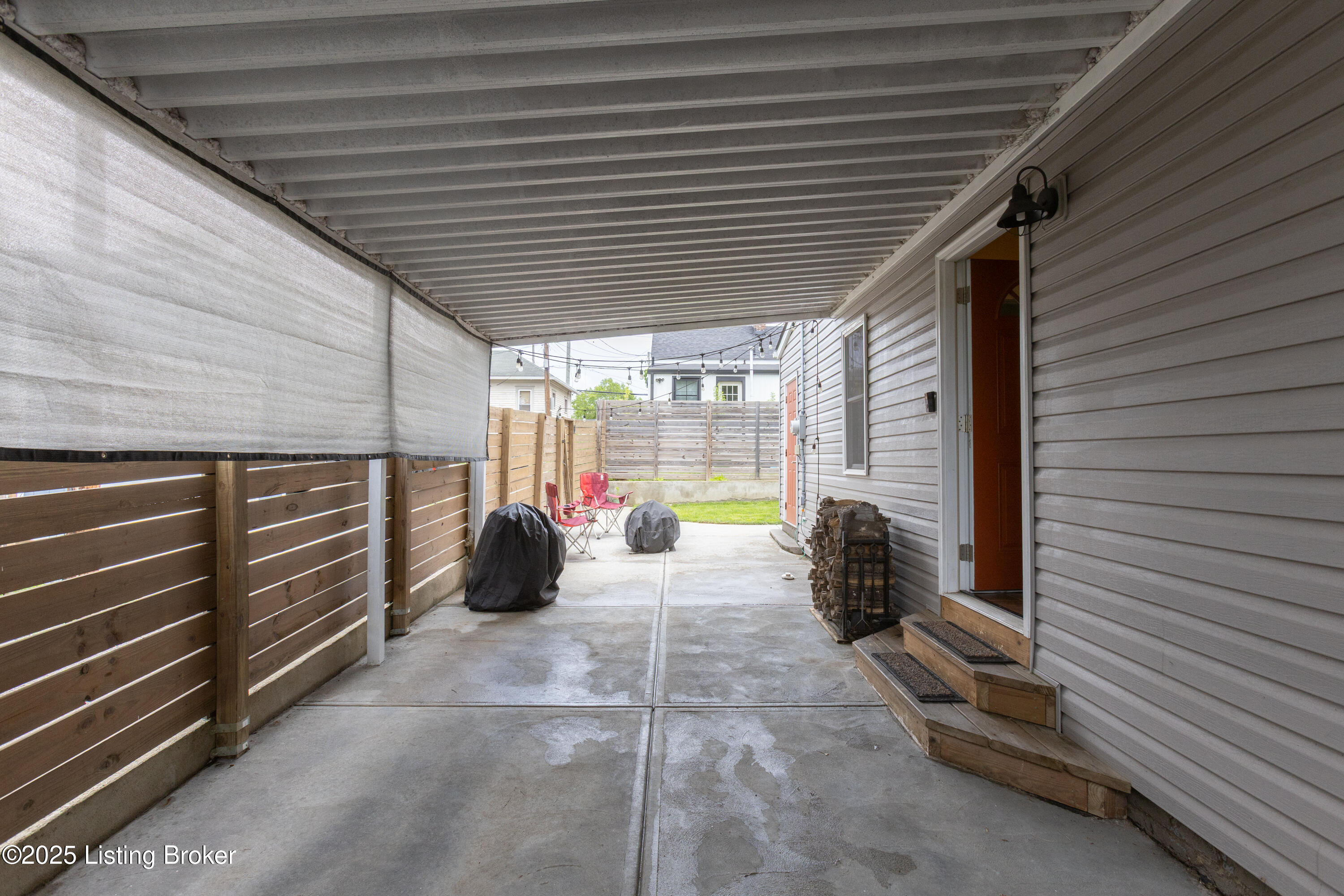 904 Schiller Ct