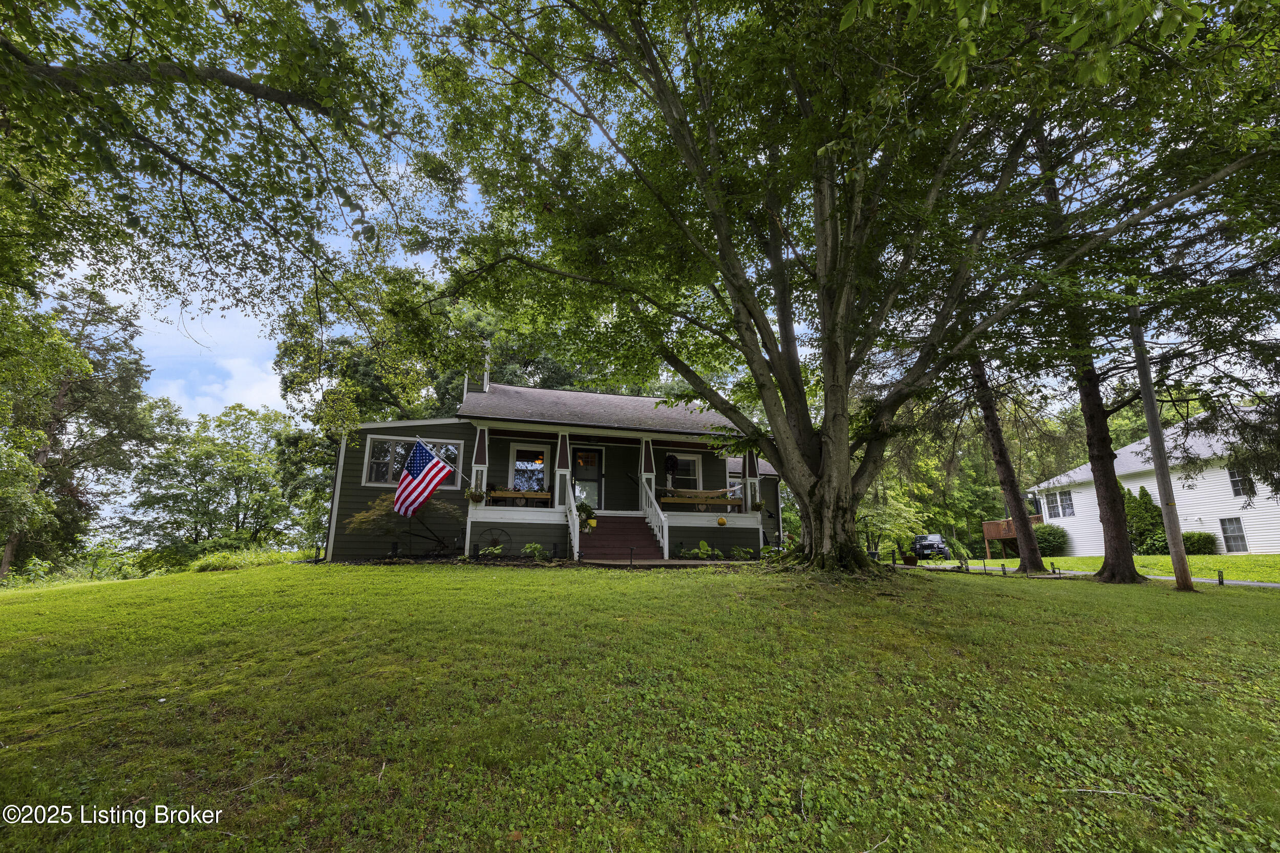 7816 Beechdale Rd