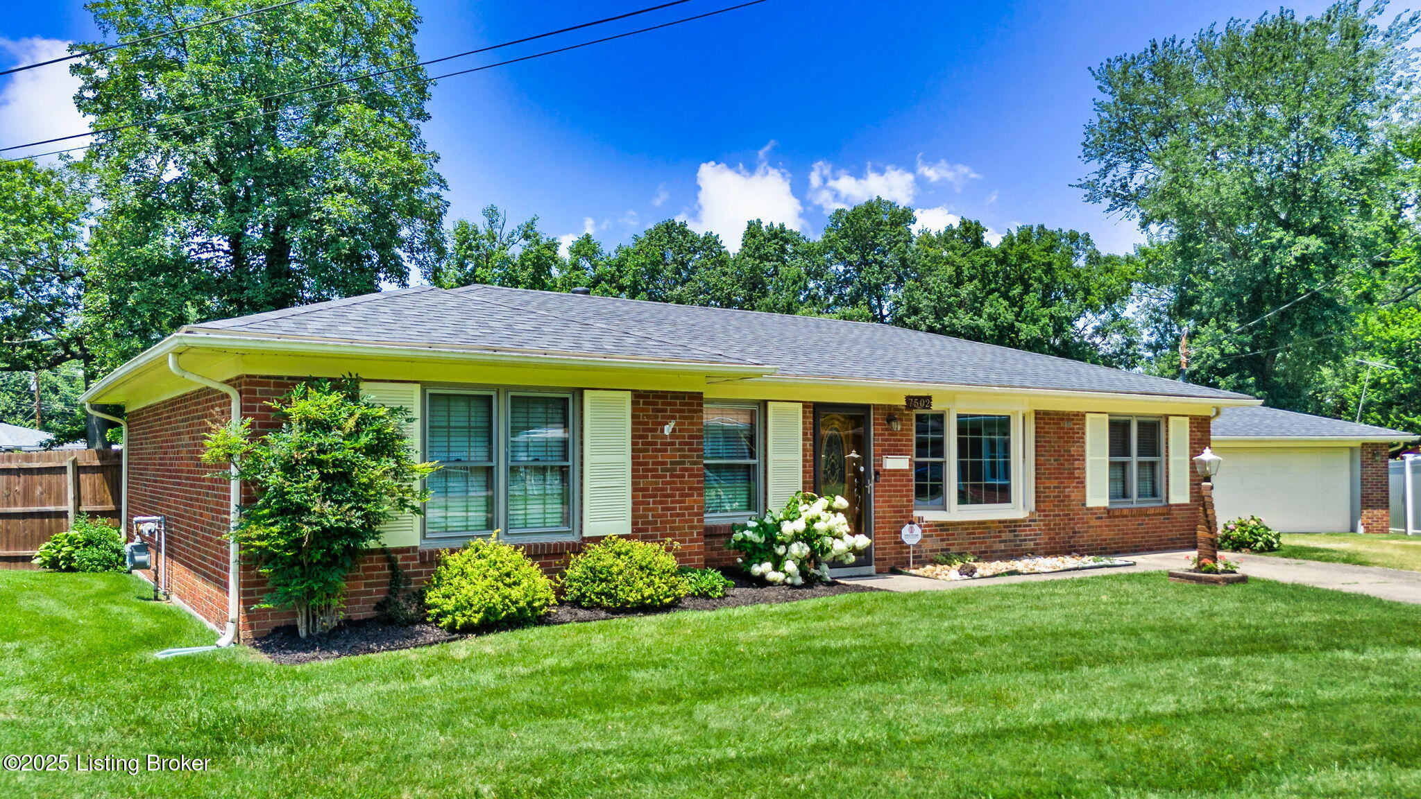 7502 Sam Ct
