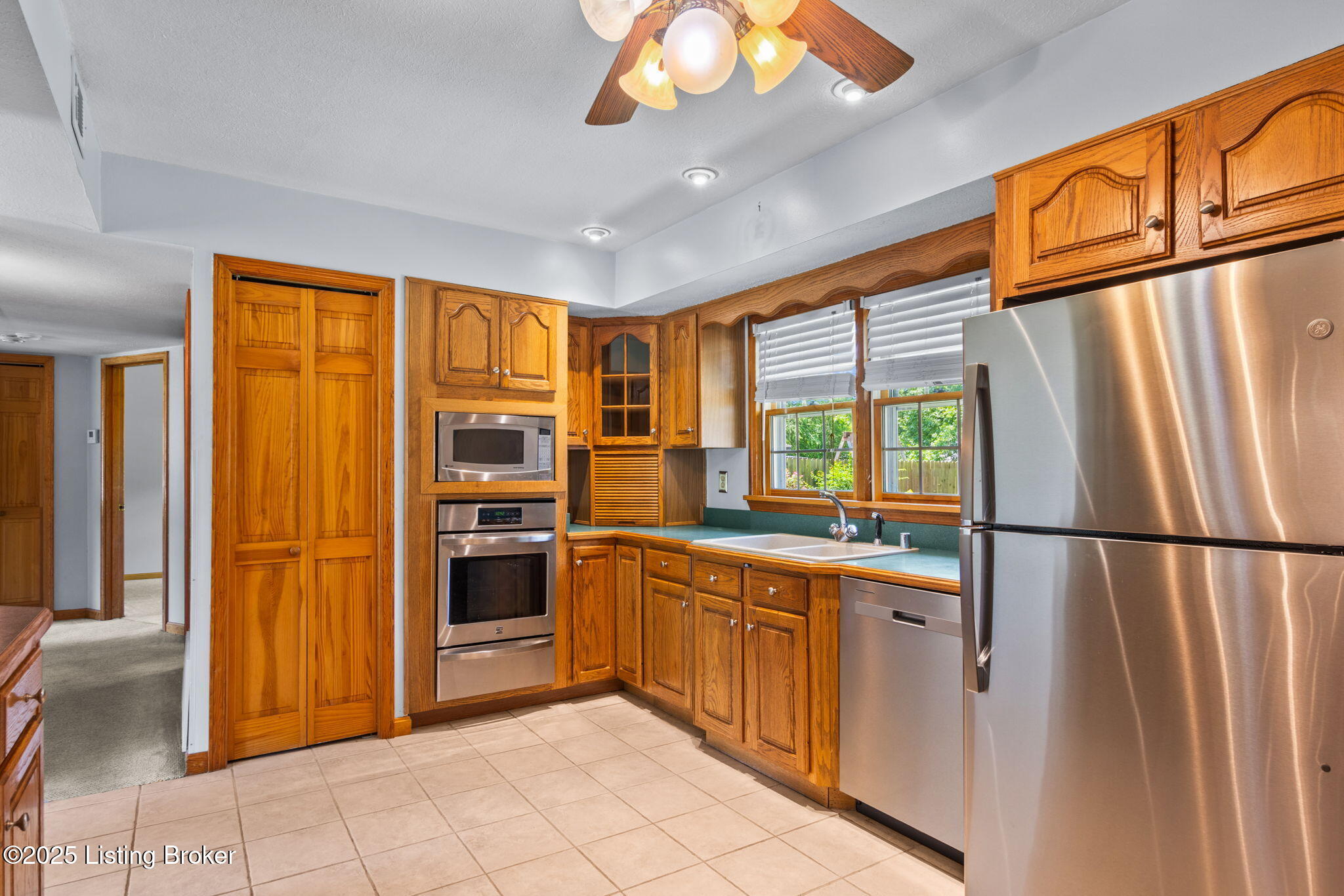 7502 Sam Ct
