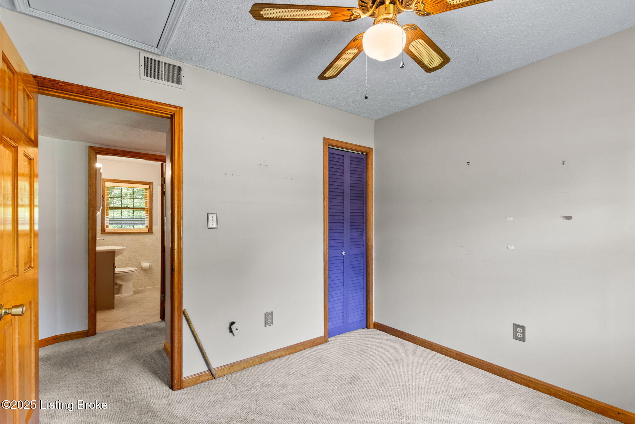 7502 Sam Ct