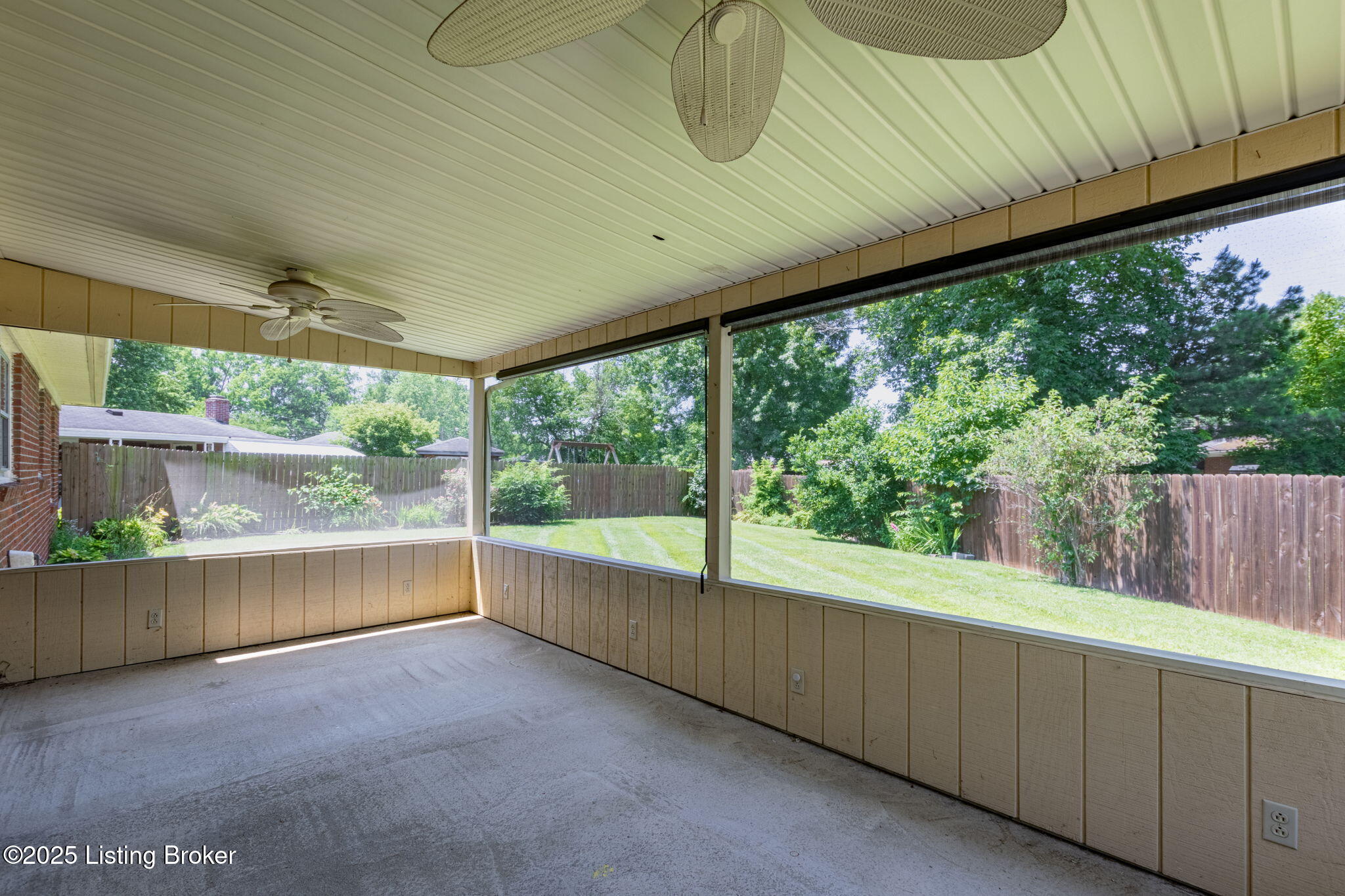 7502 Sam Ct