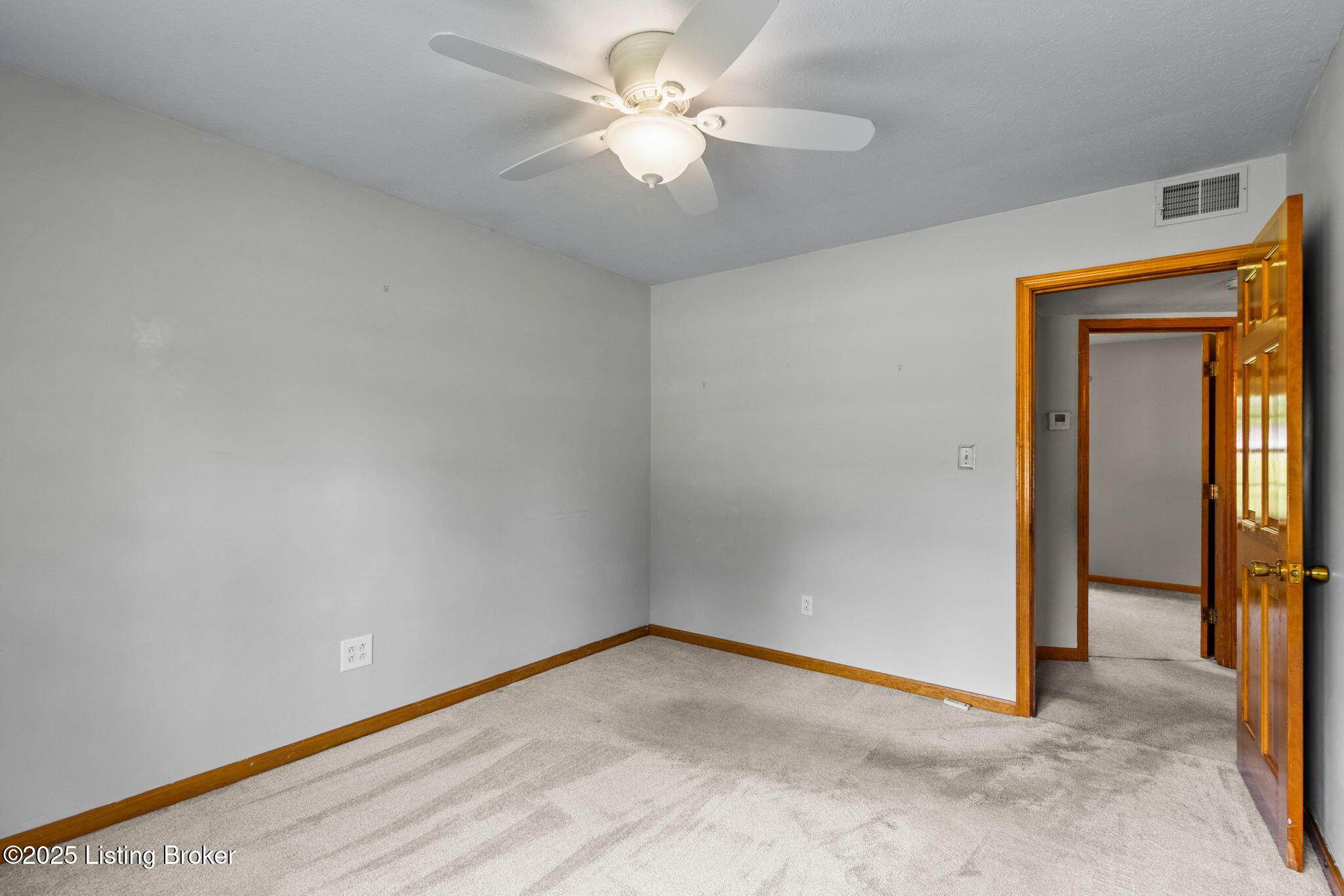 7502 Sam Ct