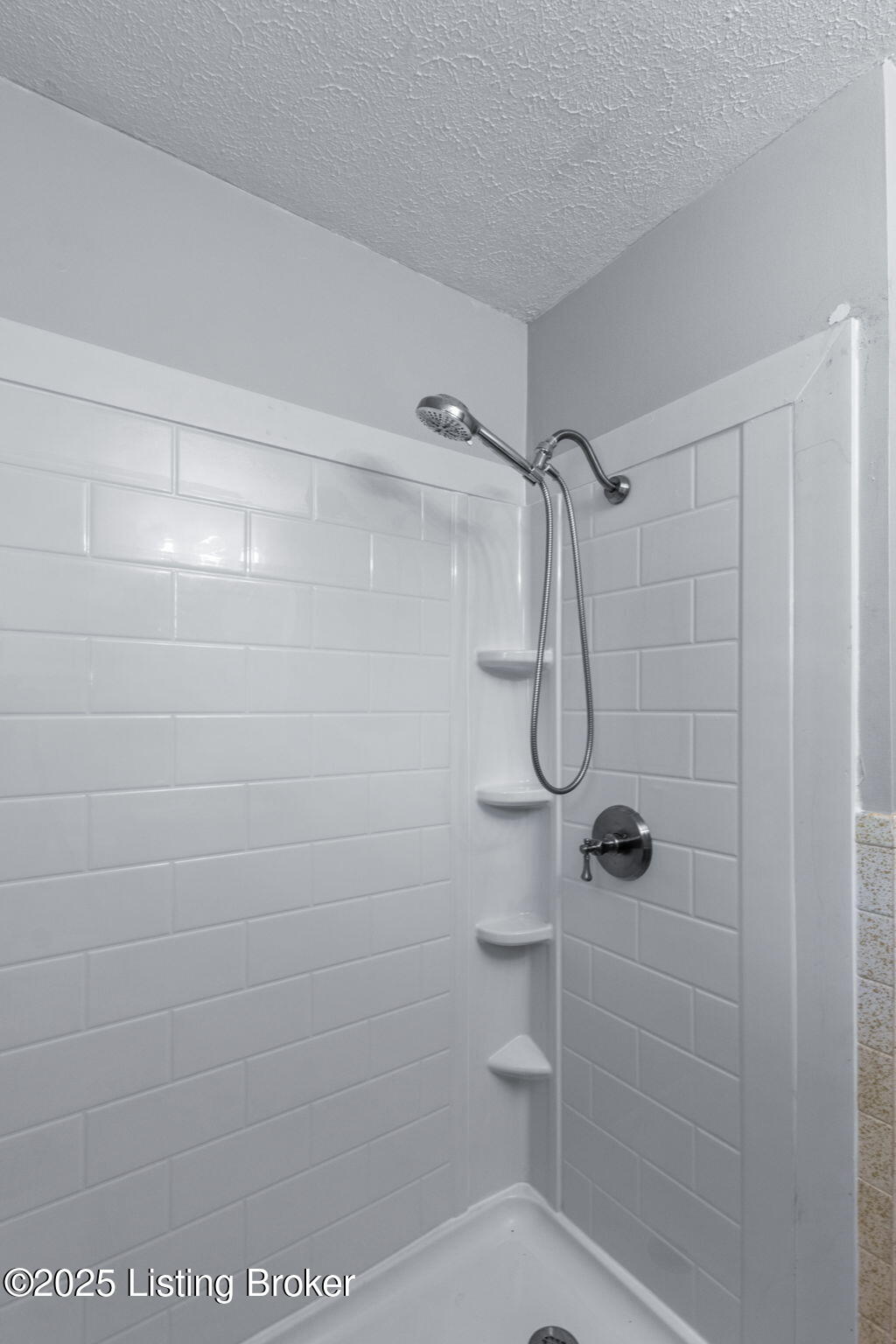 7502 Sam Ct
