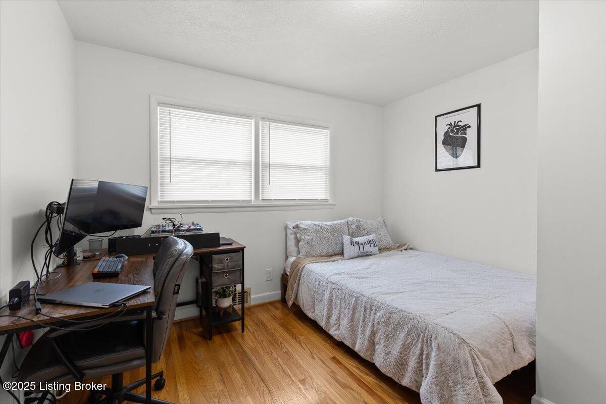 2601 Englewood Ave