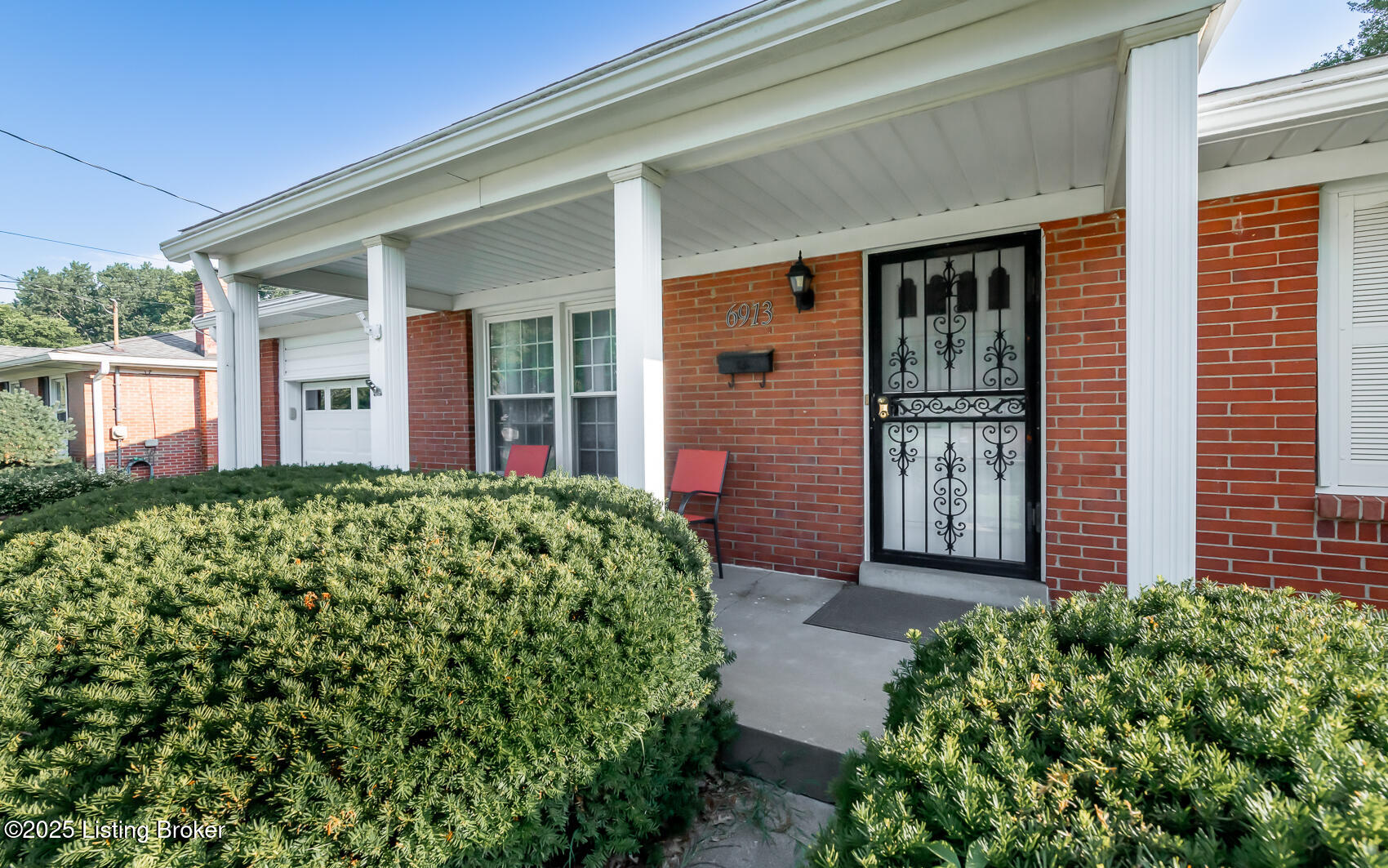 6913 Green Manor Dr