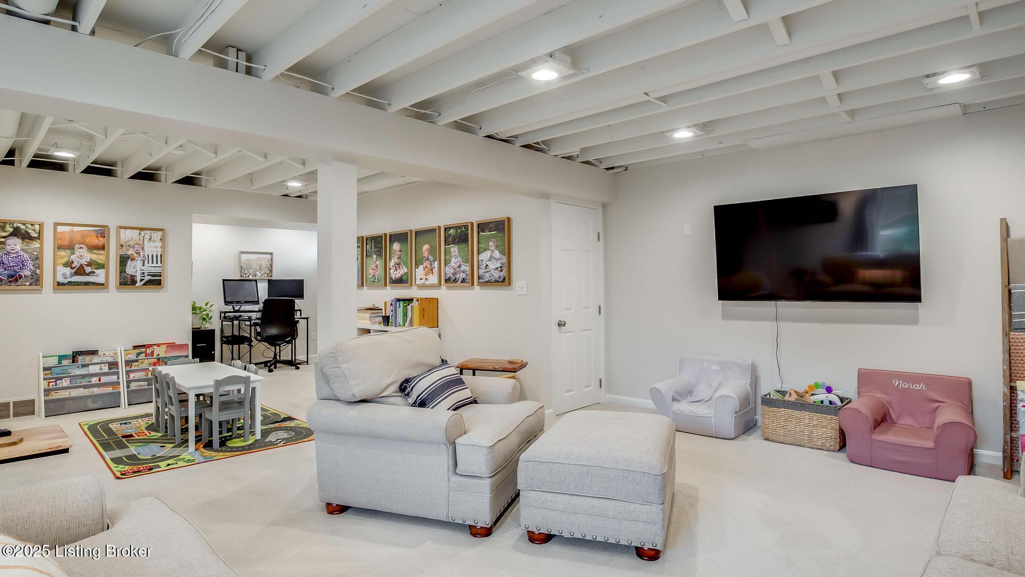10205 Natalie Way