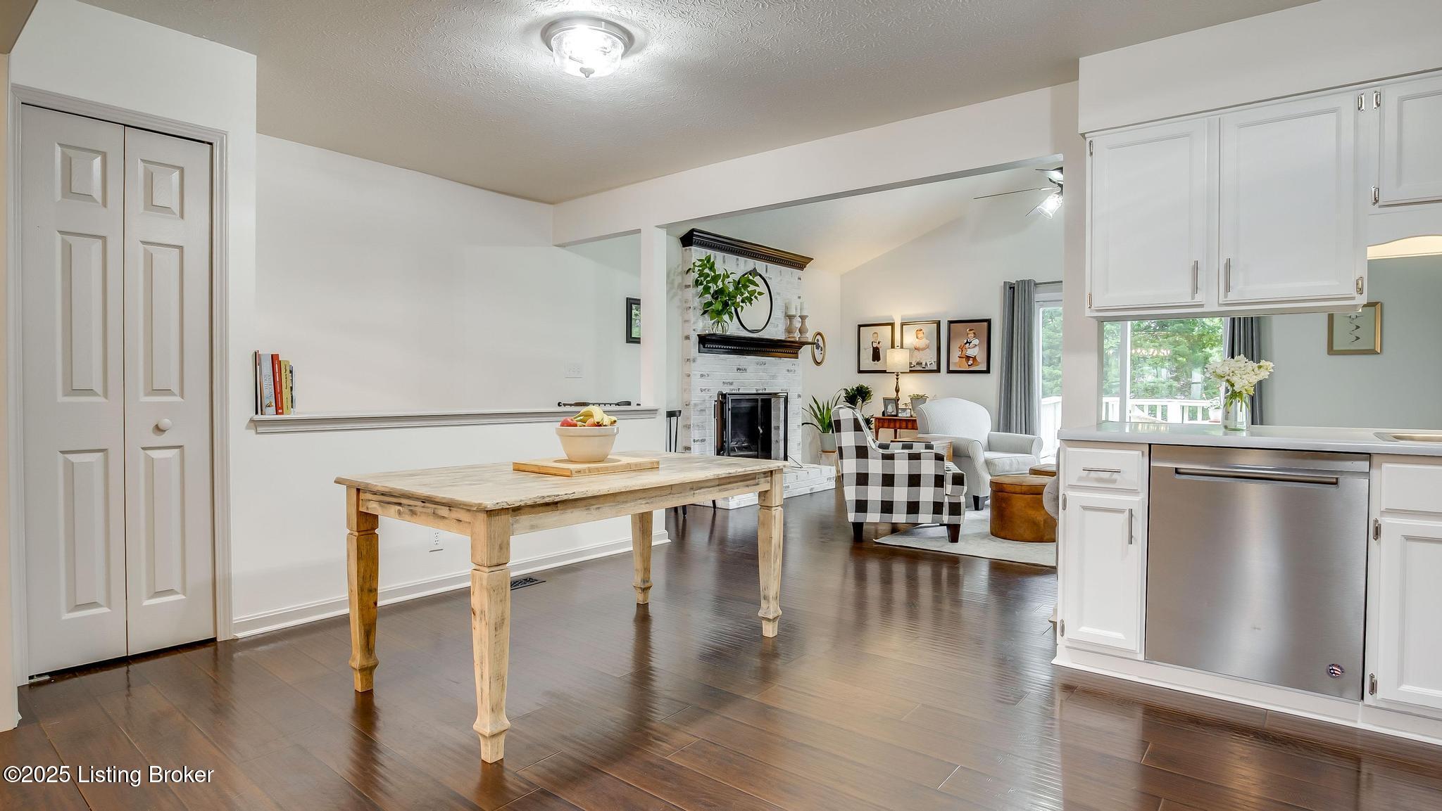 10205 Natalie Way